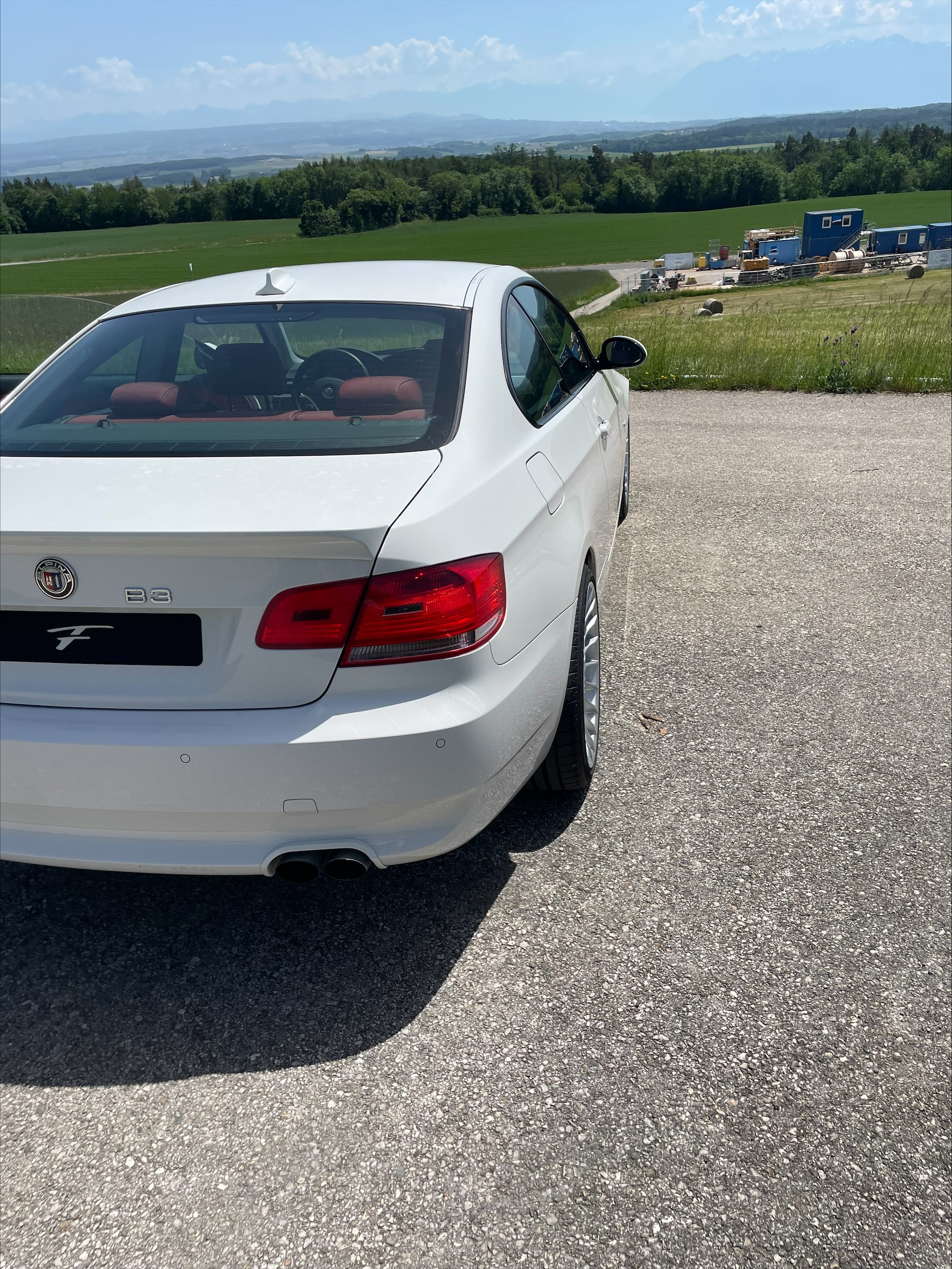 BMW-ALPINA 3.0 Biturbo 4x4-image-3