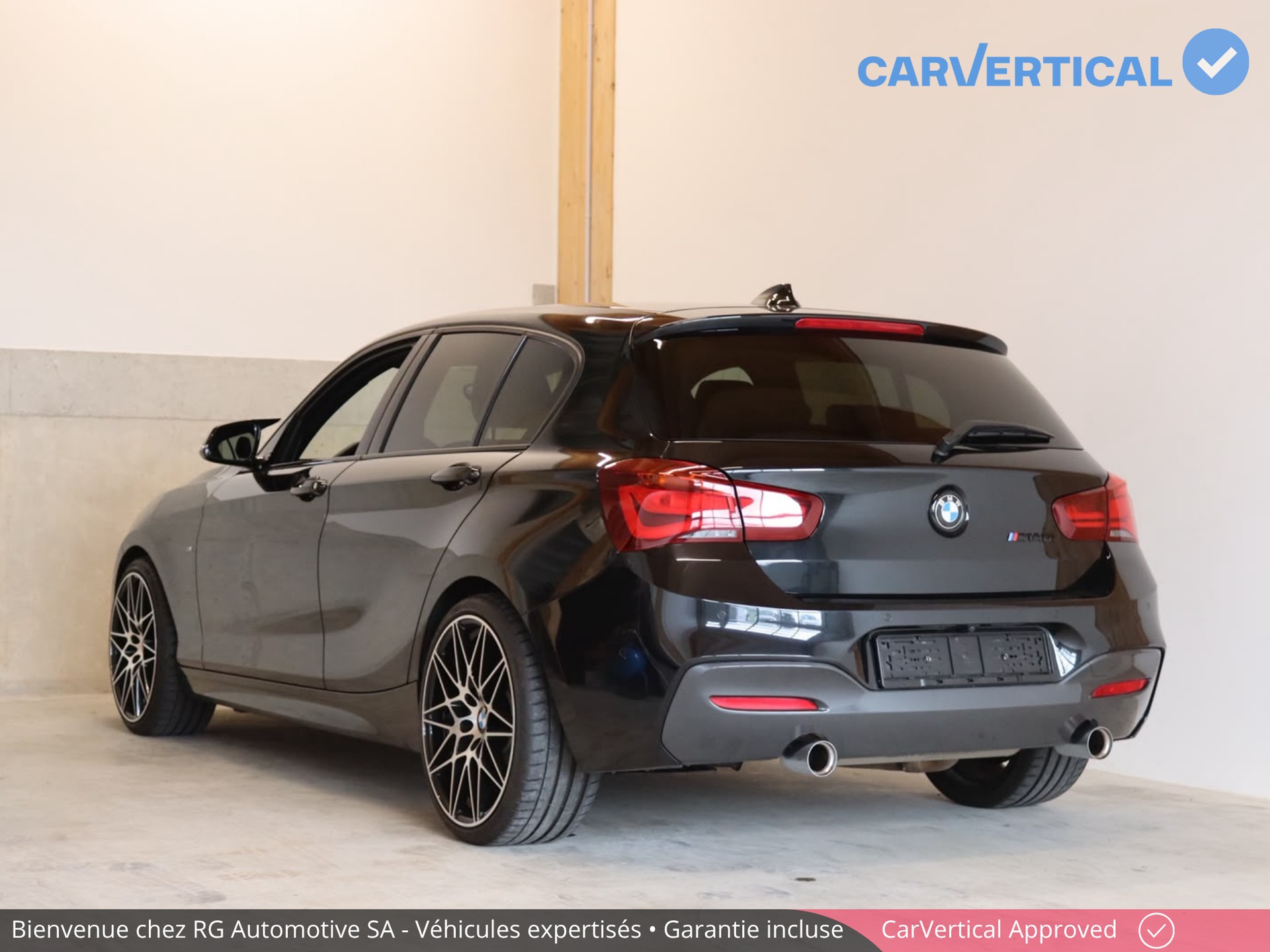 BMW M140i xDrive Steptronic-image-13