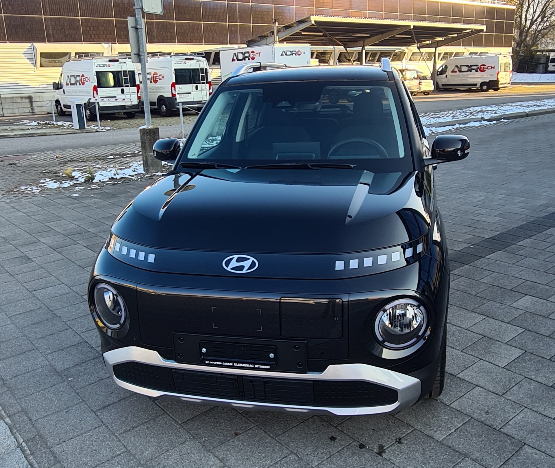 HYUNDAI Inster 49kWh Amplia-image-0