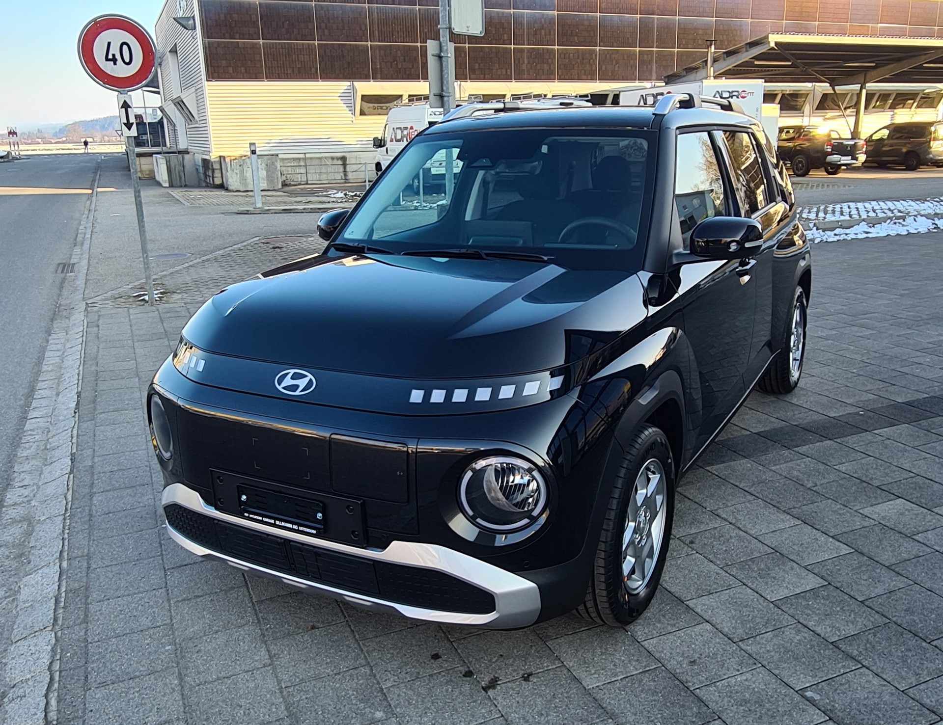 HYUNDAI Inster 49kWh Amplia-image-8