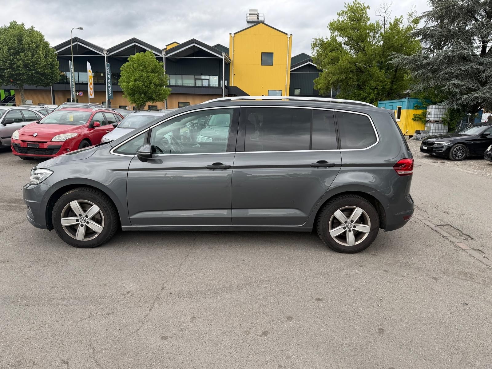 VW Touran 2.0 TDI BlueMotion Technology Comfortline DSG-image-5