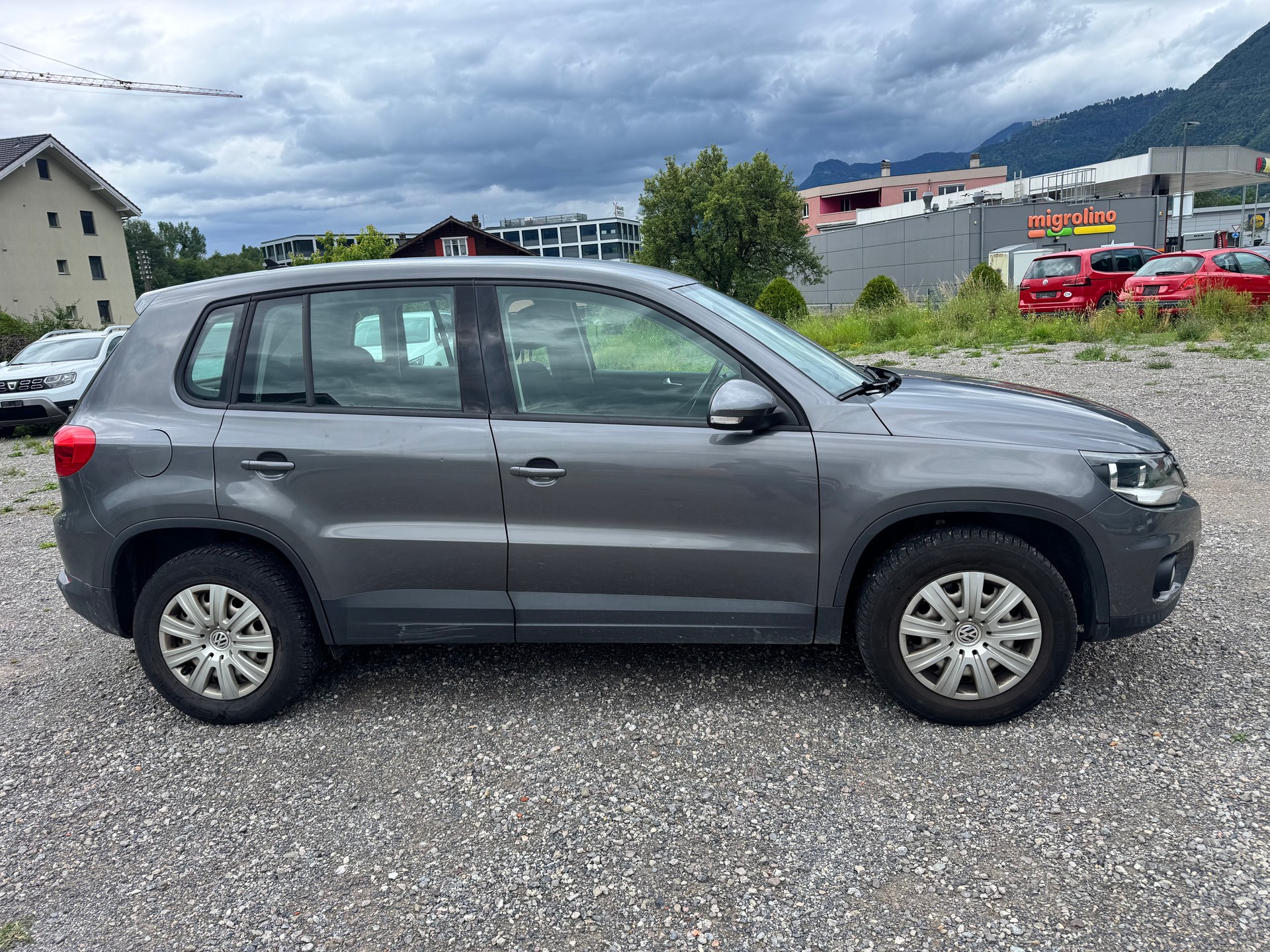 VW Tiguan 2.0 TDI BlueMotion Track&Field 4Motion-image-3