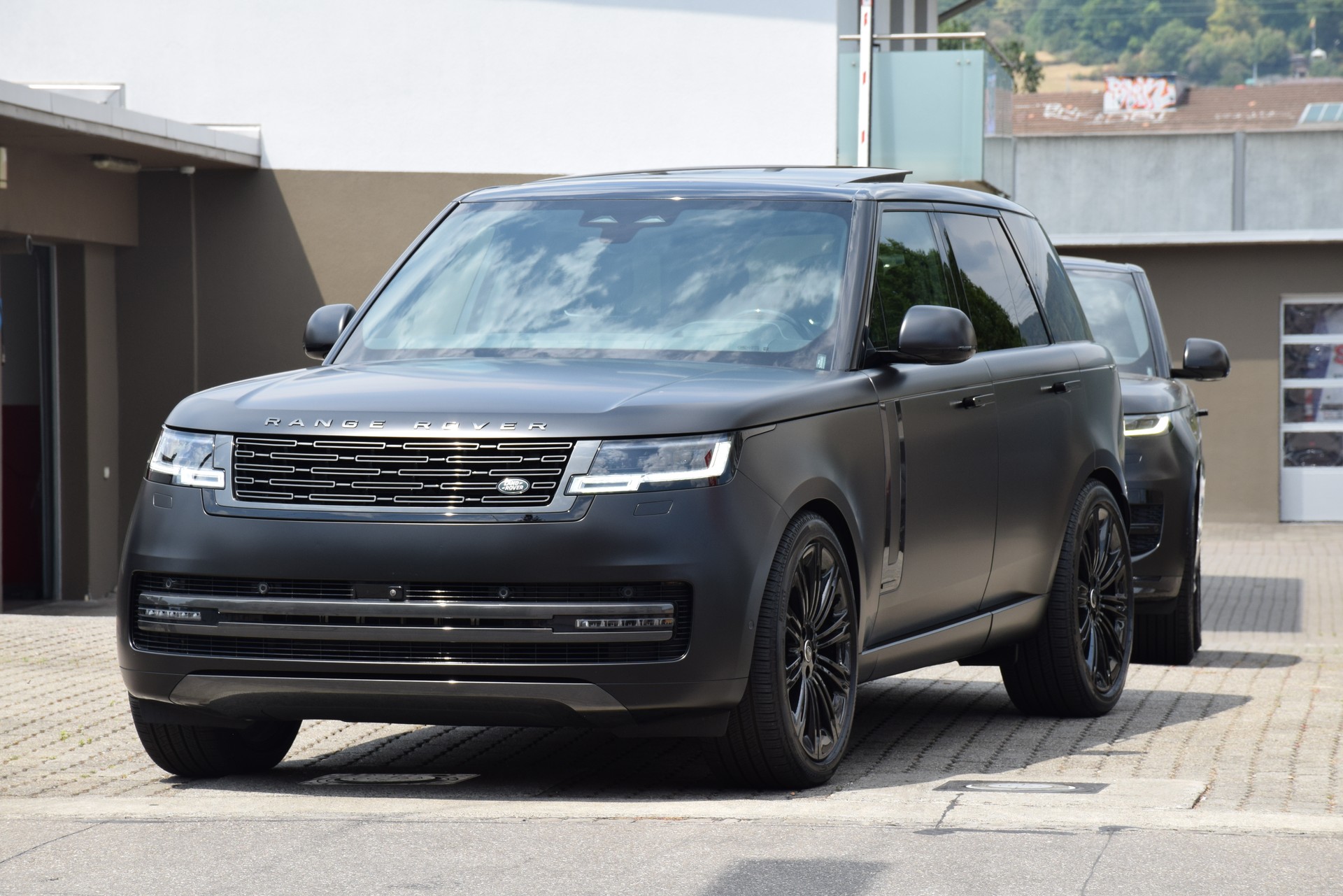 LAND ROVER Range Rover P530 4.4 V8 Autobiography Automatic-image-2