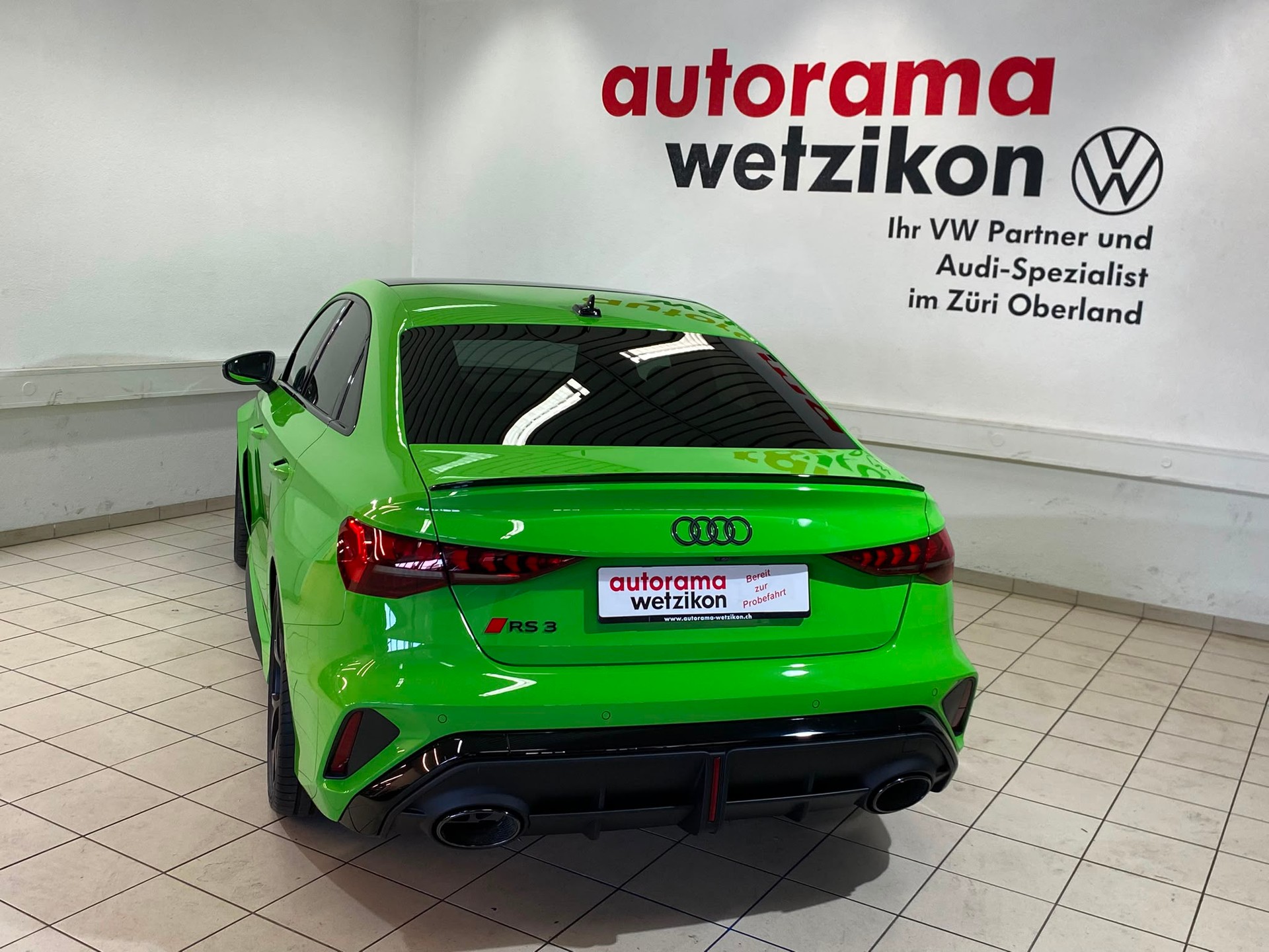 AUDI RS3 Limousine 2.5 TSI quattro S-tronic-image-3