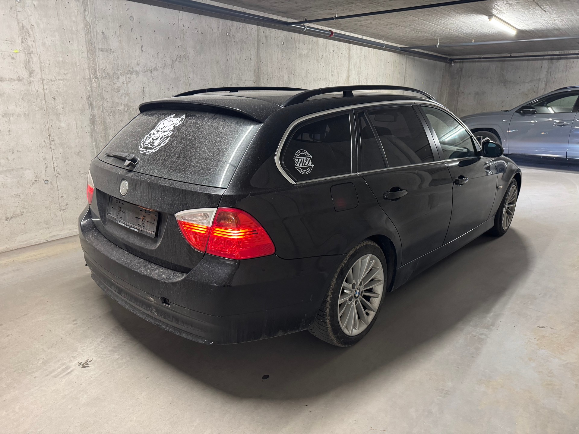 BMW 325xi Touring-image-2