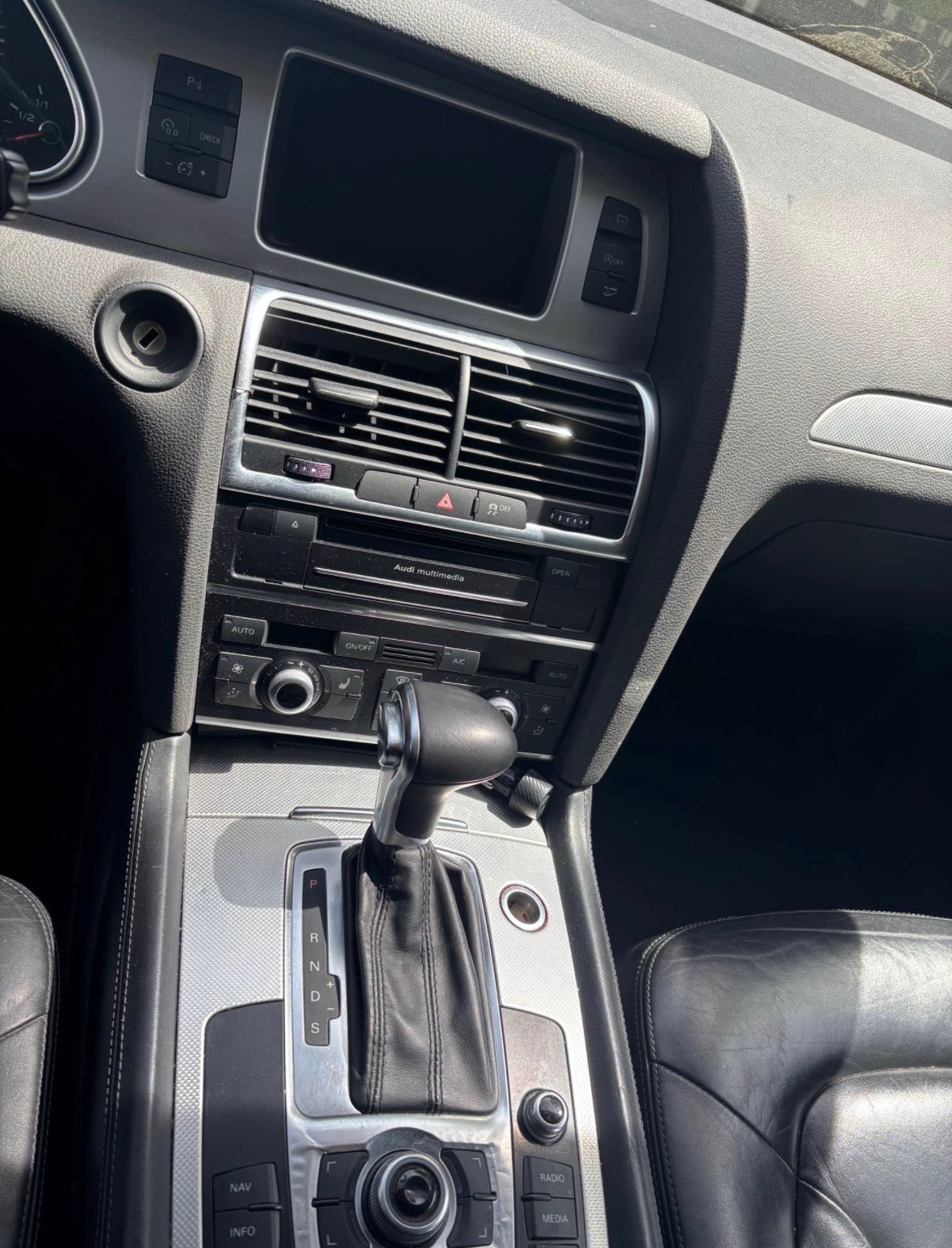AUDI Q7 S-line 3.0 V6 TDI quattro T-Tronic-image-1