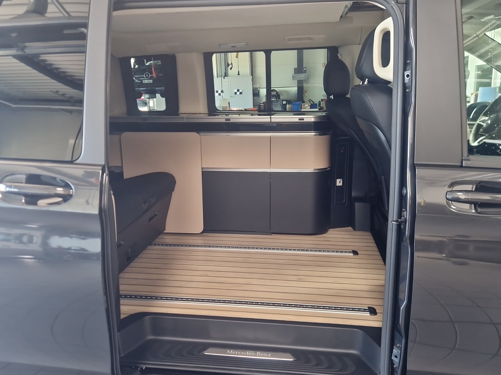 MERCEDES-BENZ Marco Polo 300 d Standard 4Matic Automatique Long-image-12