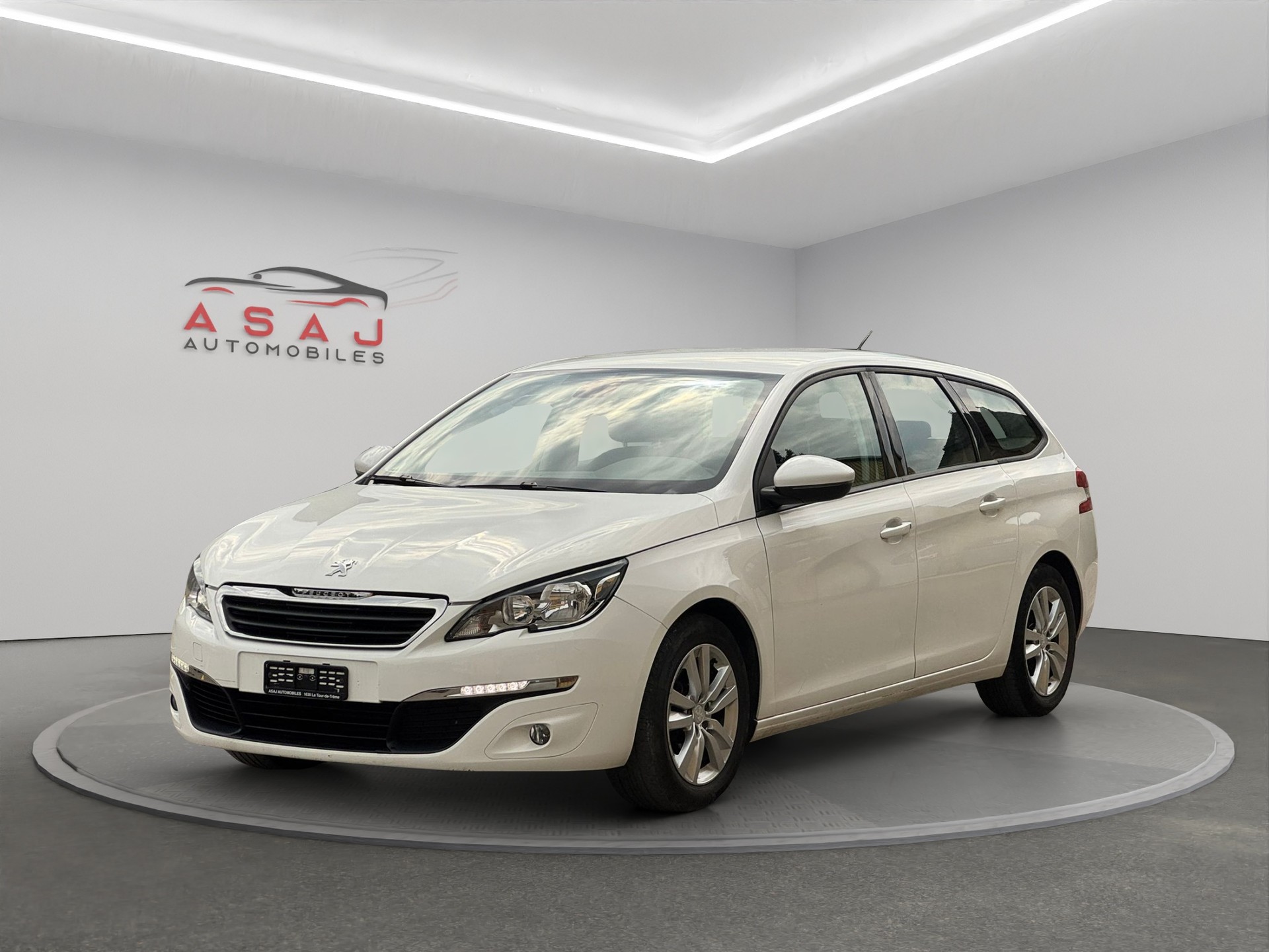 PEUGEOT 308 SW 1.2 THP Style-image-2