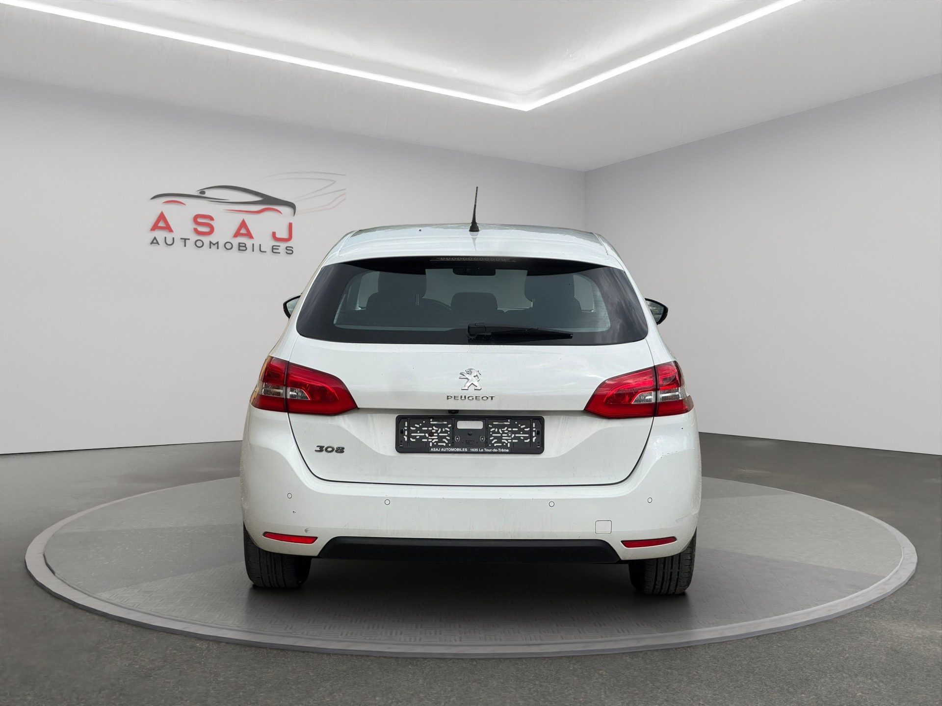 PEUGEOT 308 SW 1.2 THP Style-image-5