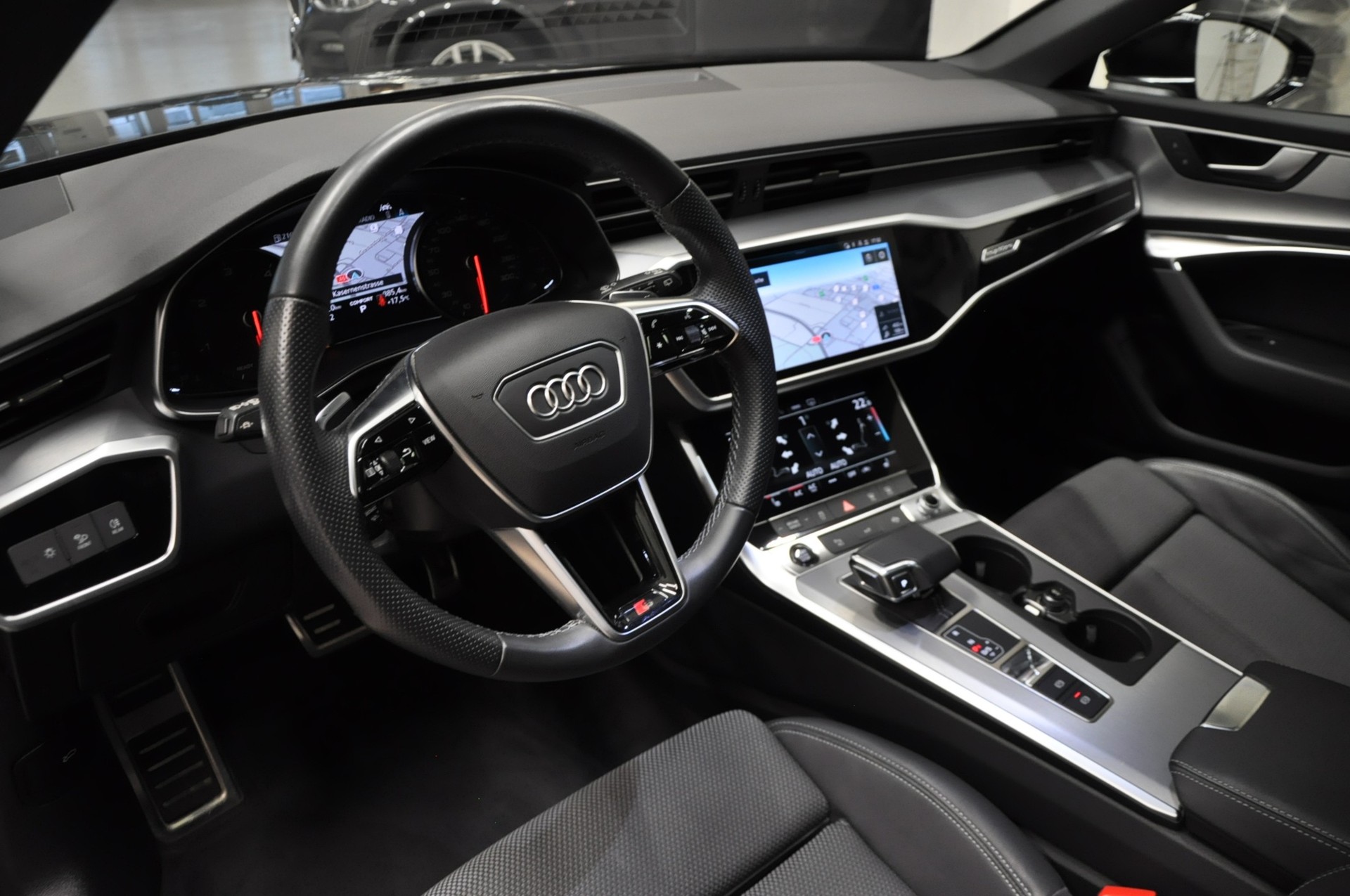 AUDI A6 Avant 50 TDI S-Line quattro tiptronic-image-12