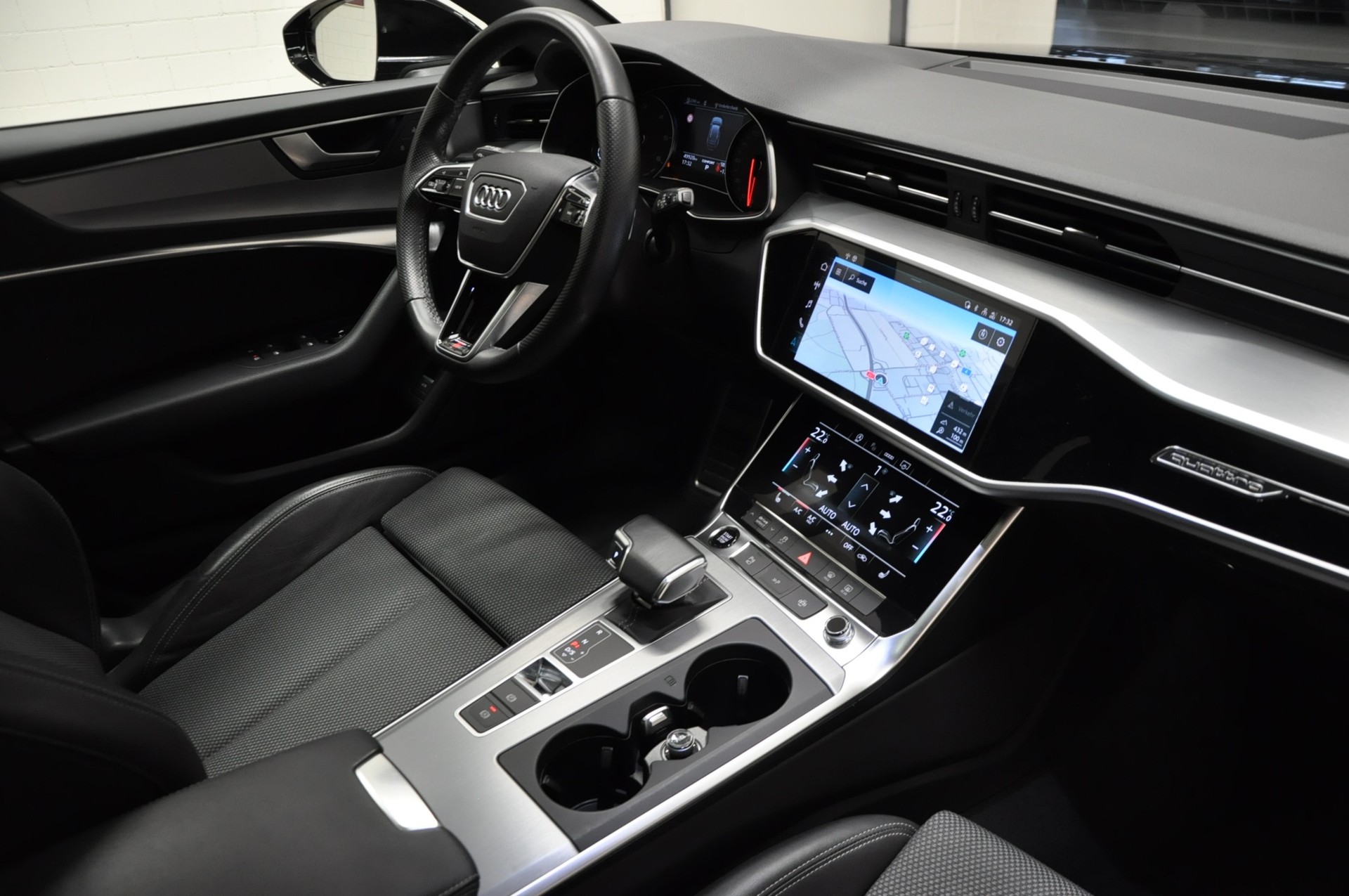 AUDI A6 Avant 50 TDI S-Line quattro tiptronic-image-13