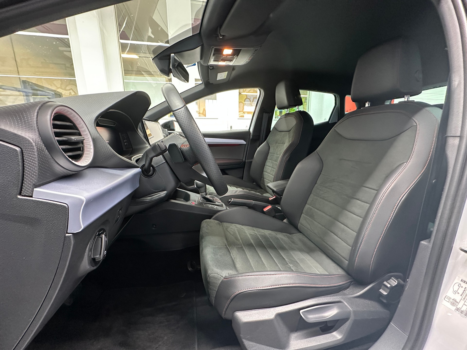 SEAT Ibiza 1.0 EcoTSI FR DSG-image-7