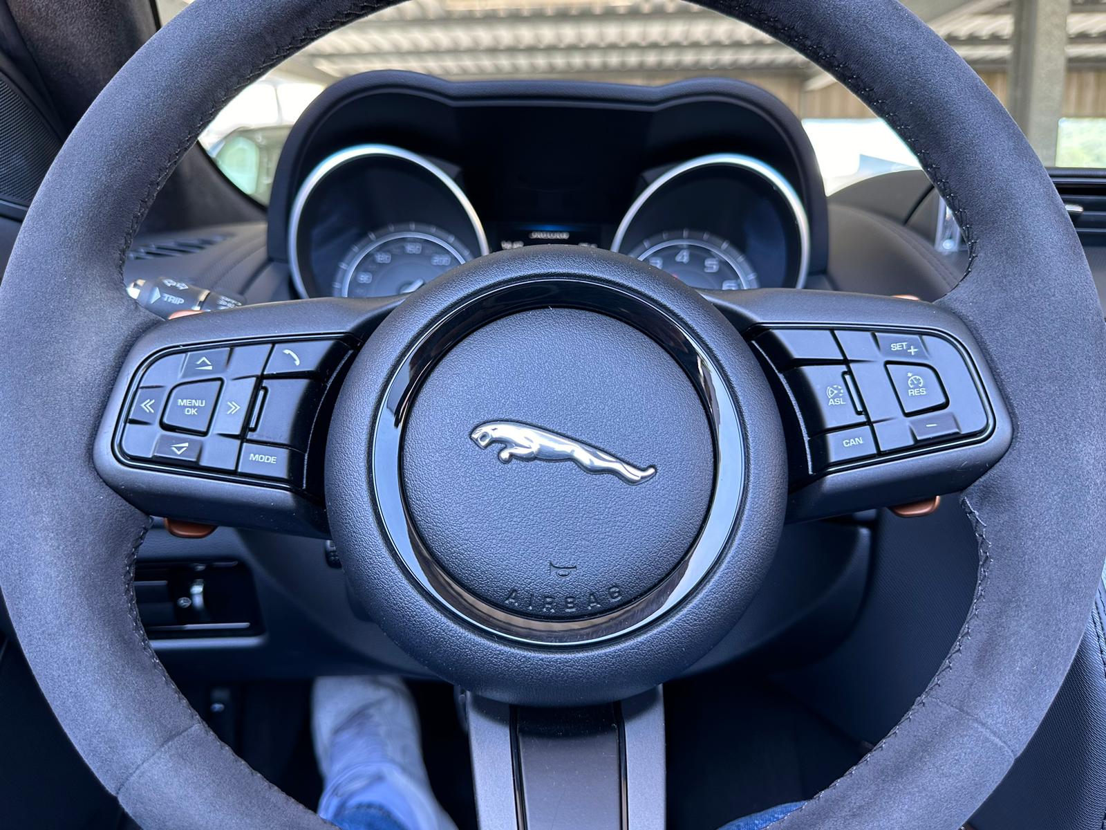 JAGUAR F-Type Convertible S 5.0 V8 S/C-image-25