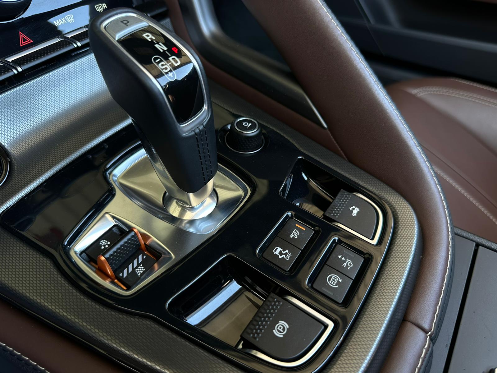 JAGUAR F-Type Convertible S 5.0 V8 S/C-image-24