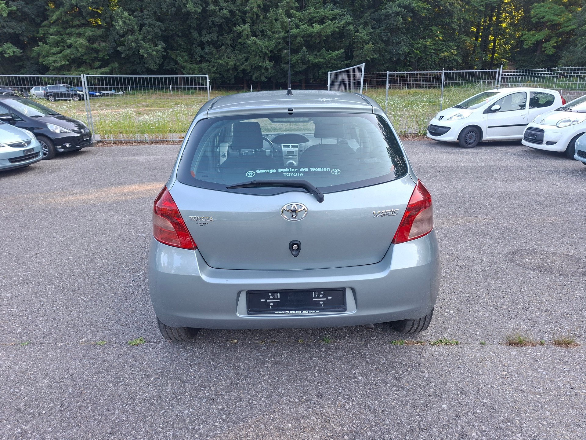 TOYOTA Yaris 1.3 Linea Luna-image-6