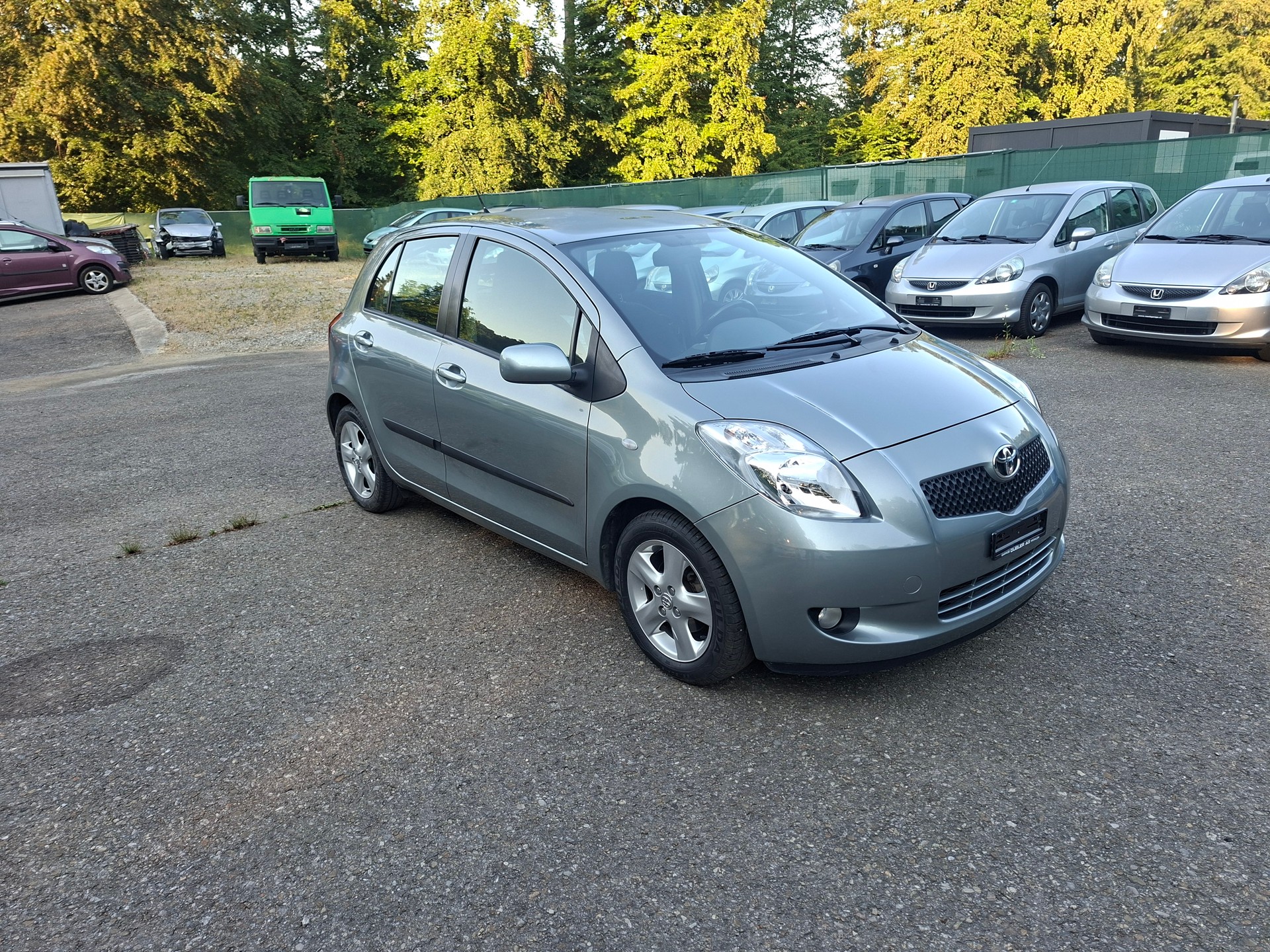 TOYOTA Yaris 1.3 Linea Luna-image-0