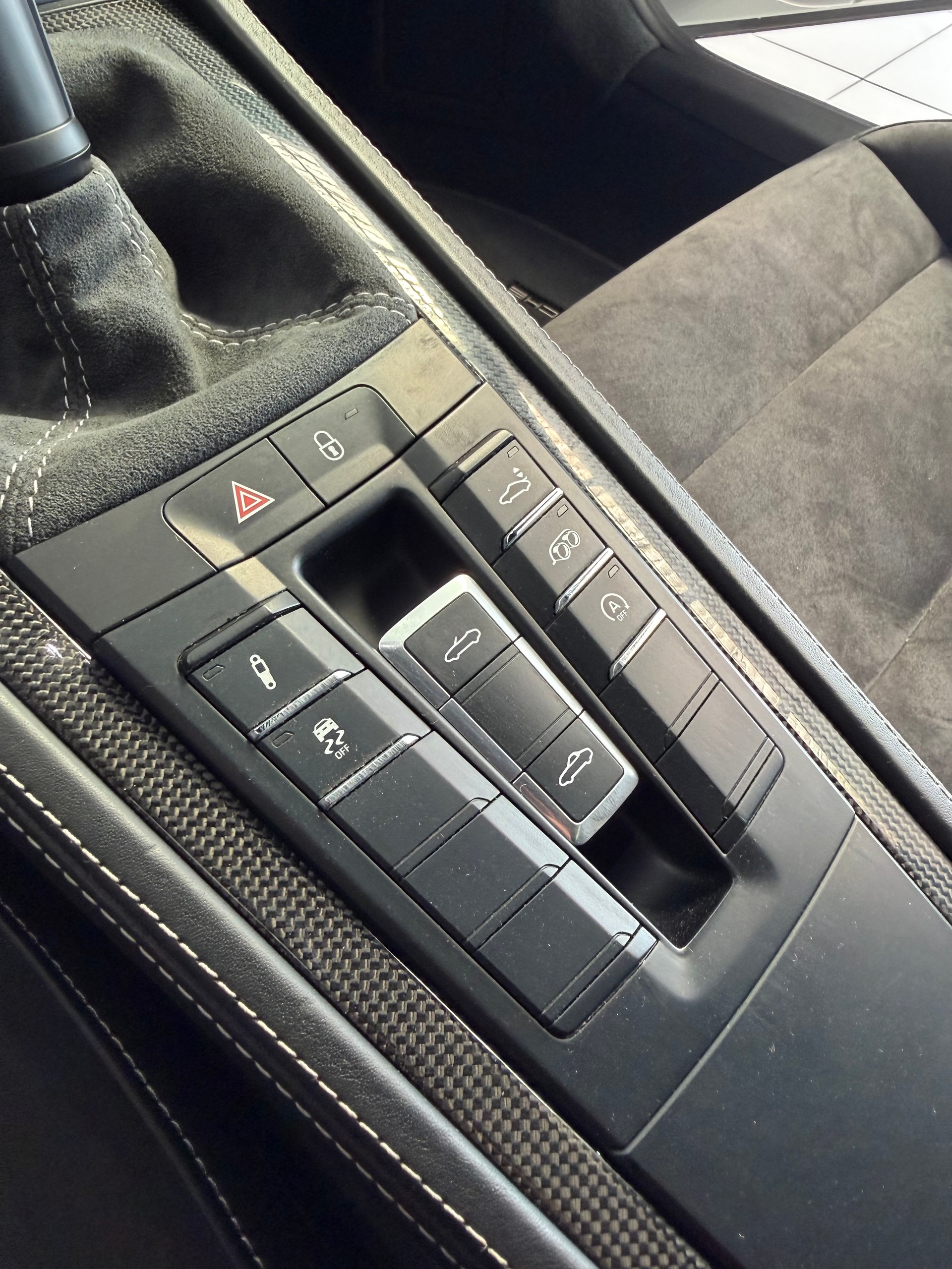 PORSCHE 718 Boxster GTS 2.5 PDK-image-16