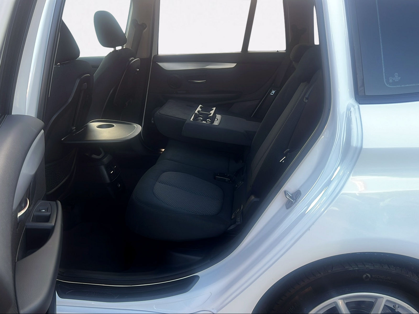 BMW 218d xDrive Gran Tourer Steptronic-image-12