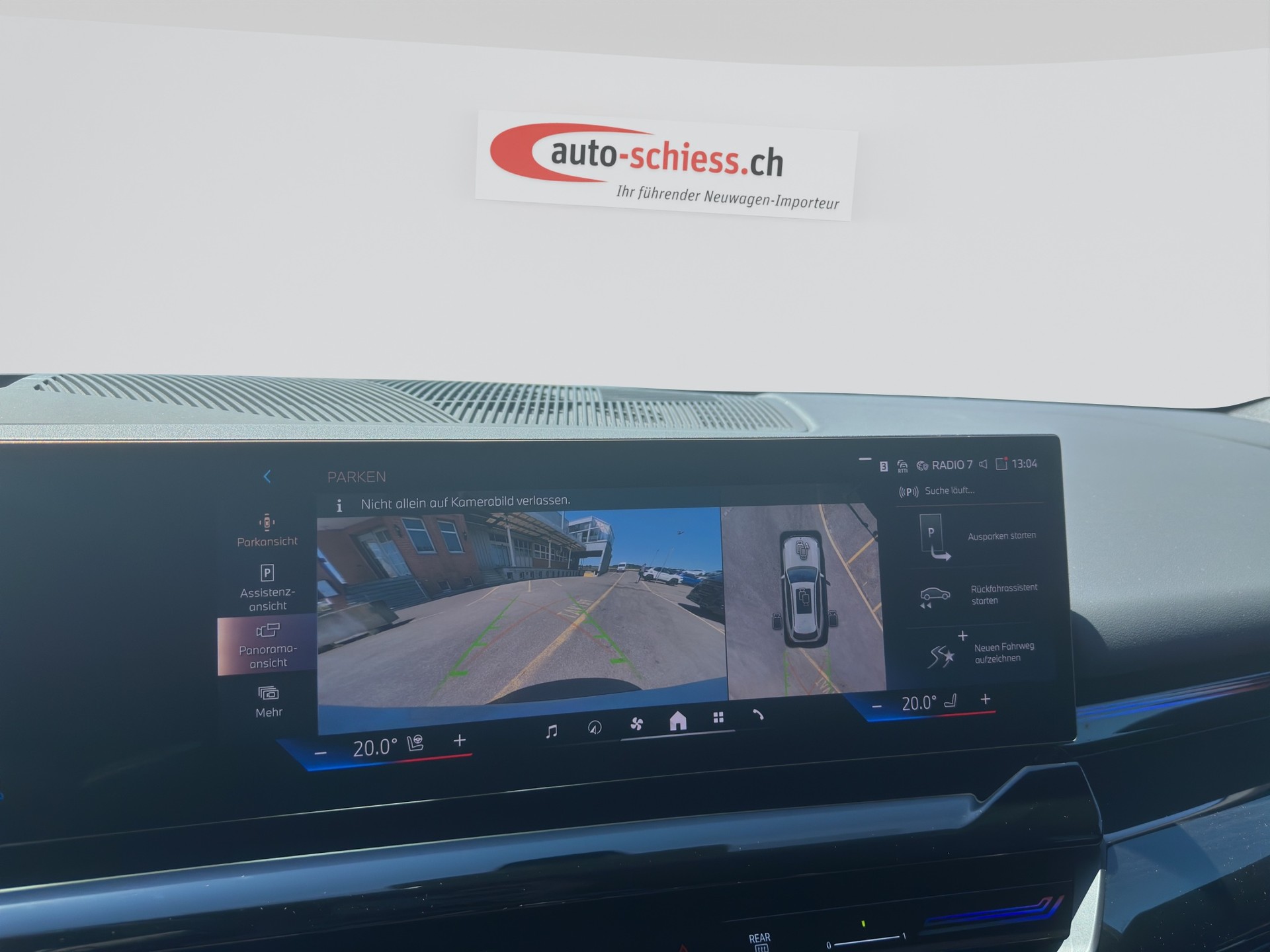 BMW 520d M Sport Pro Schadow sDrive Touring Steptronic-image-15