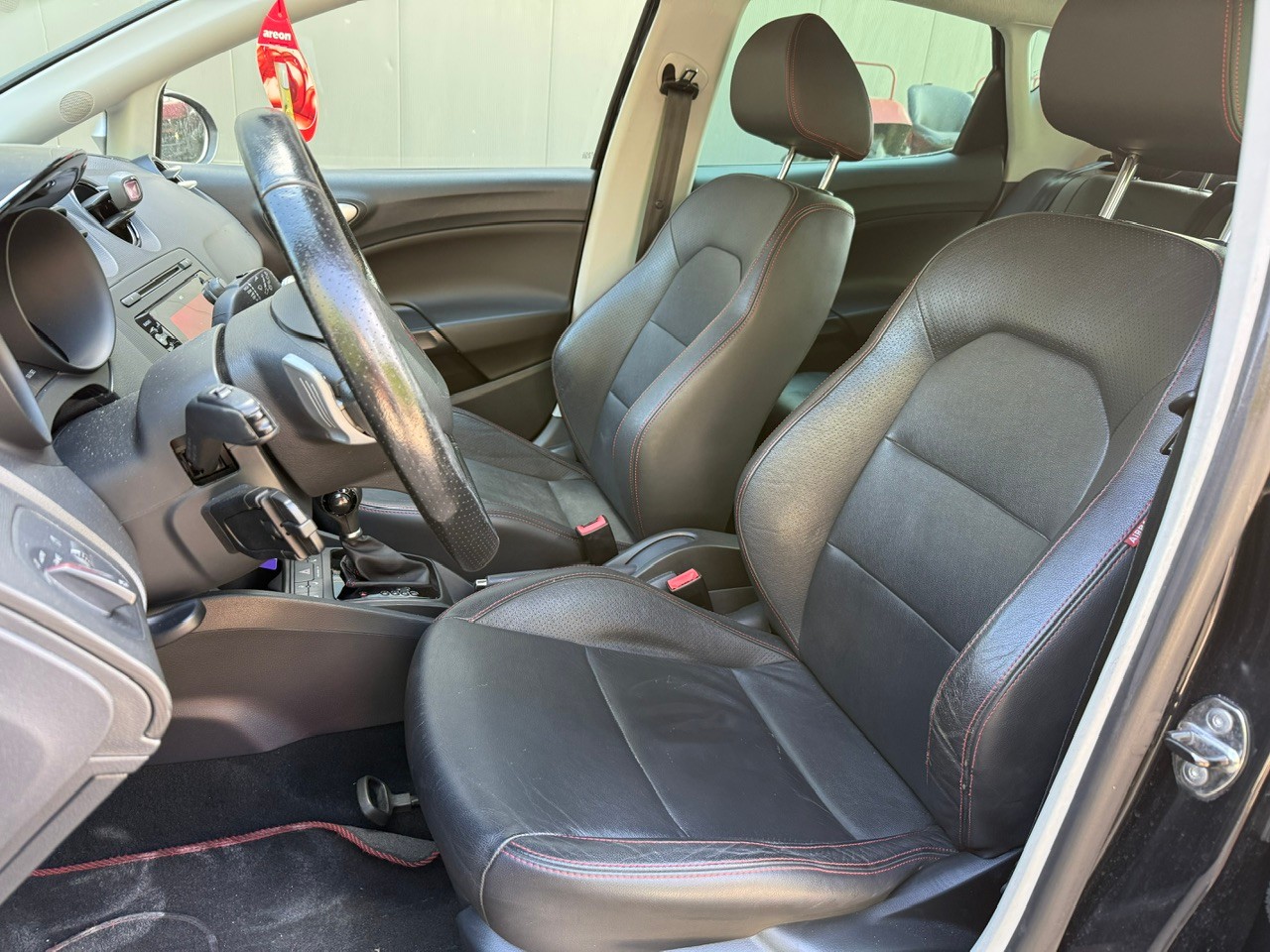 SEAT Ibiza 1.4 TSI FR-image-8