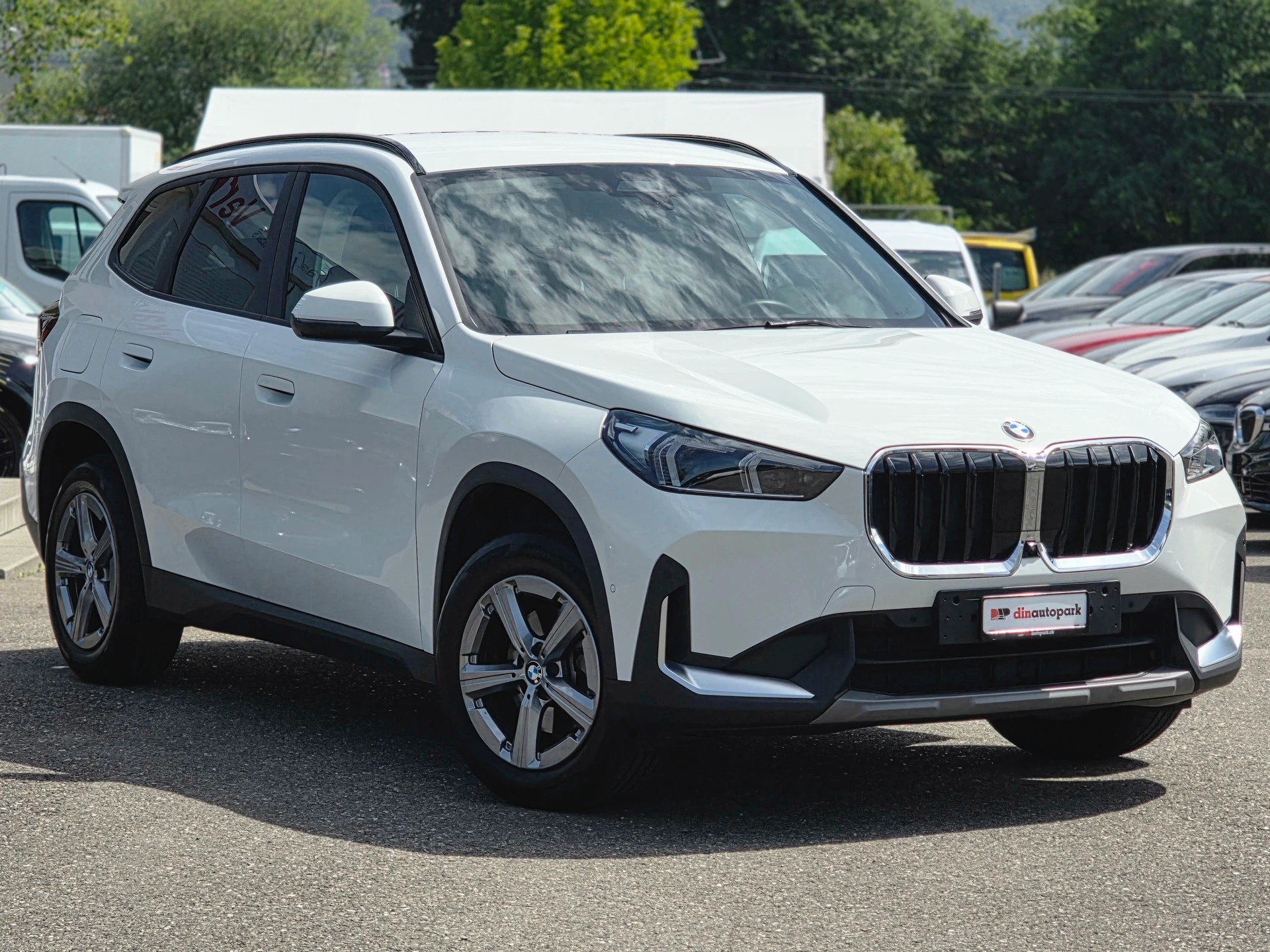 BMW X1 xDrive20d 48V | 2023 | 4x4 | Top Ausstattung inkl. AHK | CH-Fahrzeug-image-3
