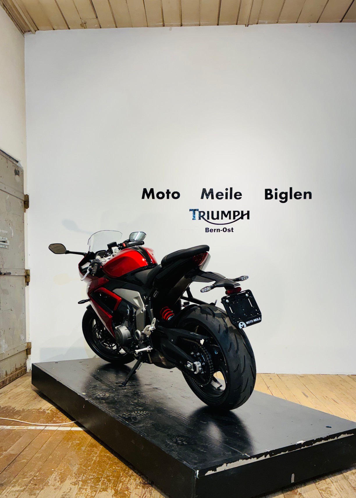 TRIUMPH Daytona 660-image-8