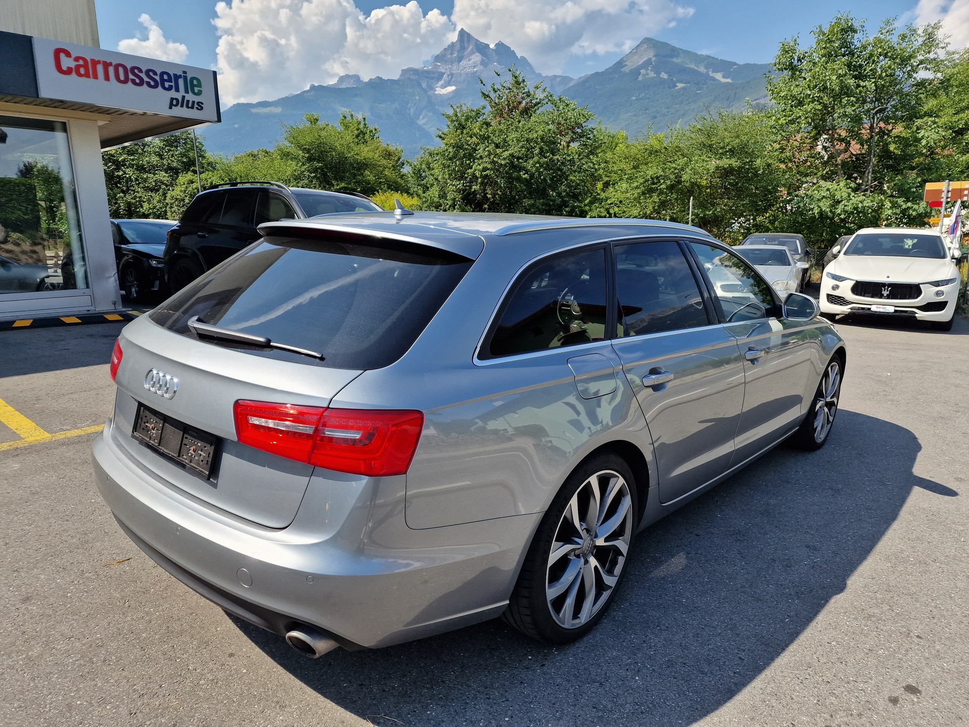 AUDI A6 Avant 3.0 BiTDI V6 quattro tiptronic-image-5