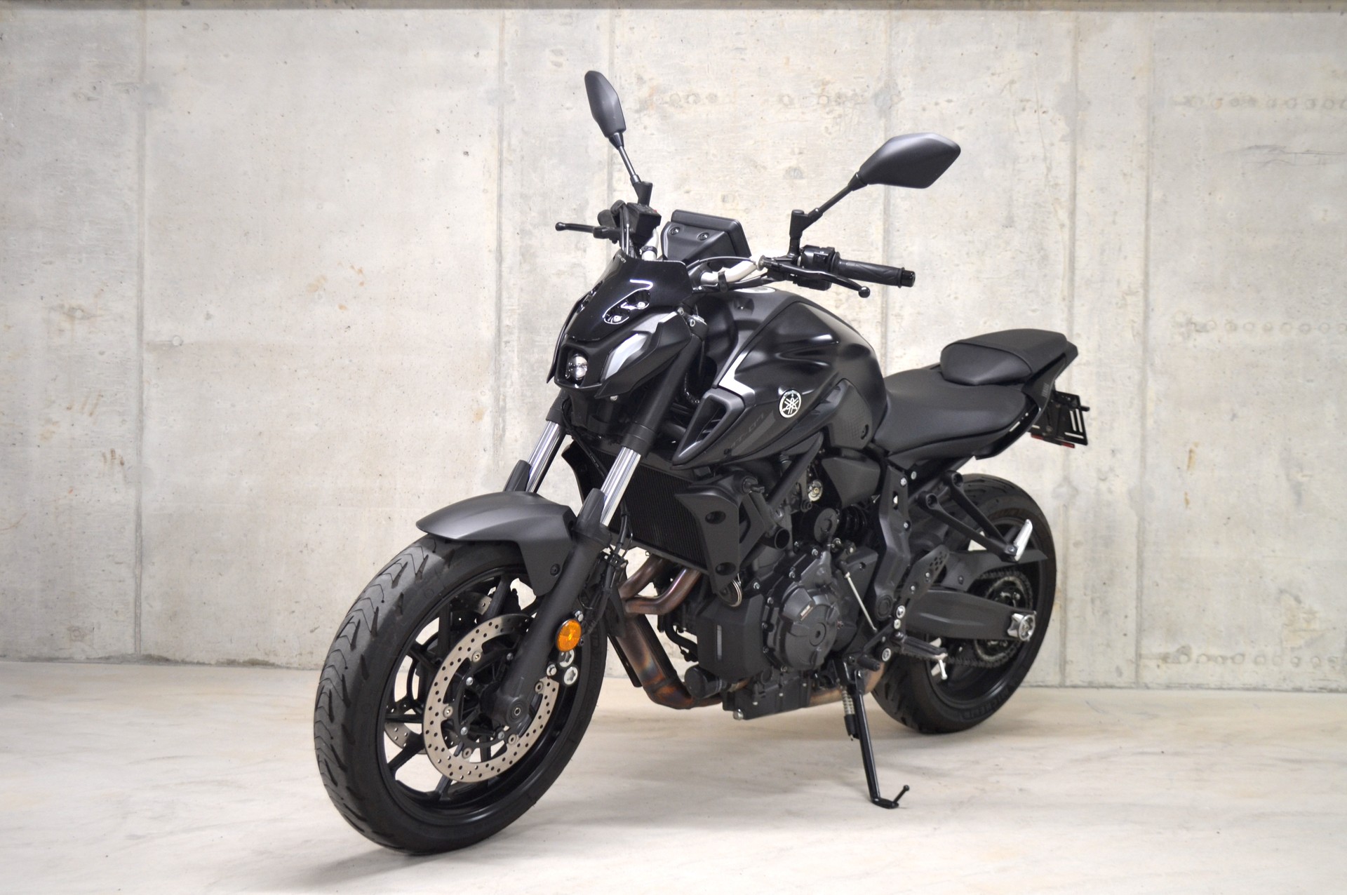 YAMAHA MT-07 (35KW)-showroom-element-1