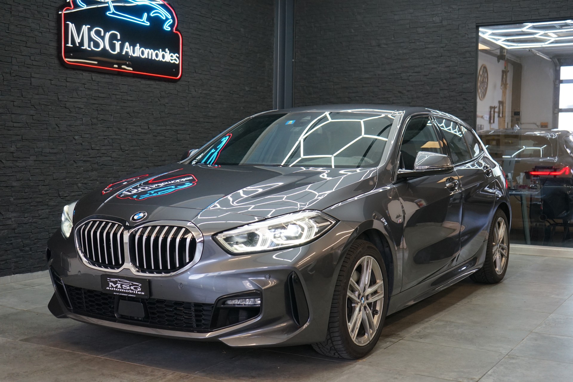 BMW 118i M Sport-image-0