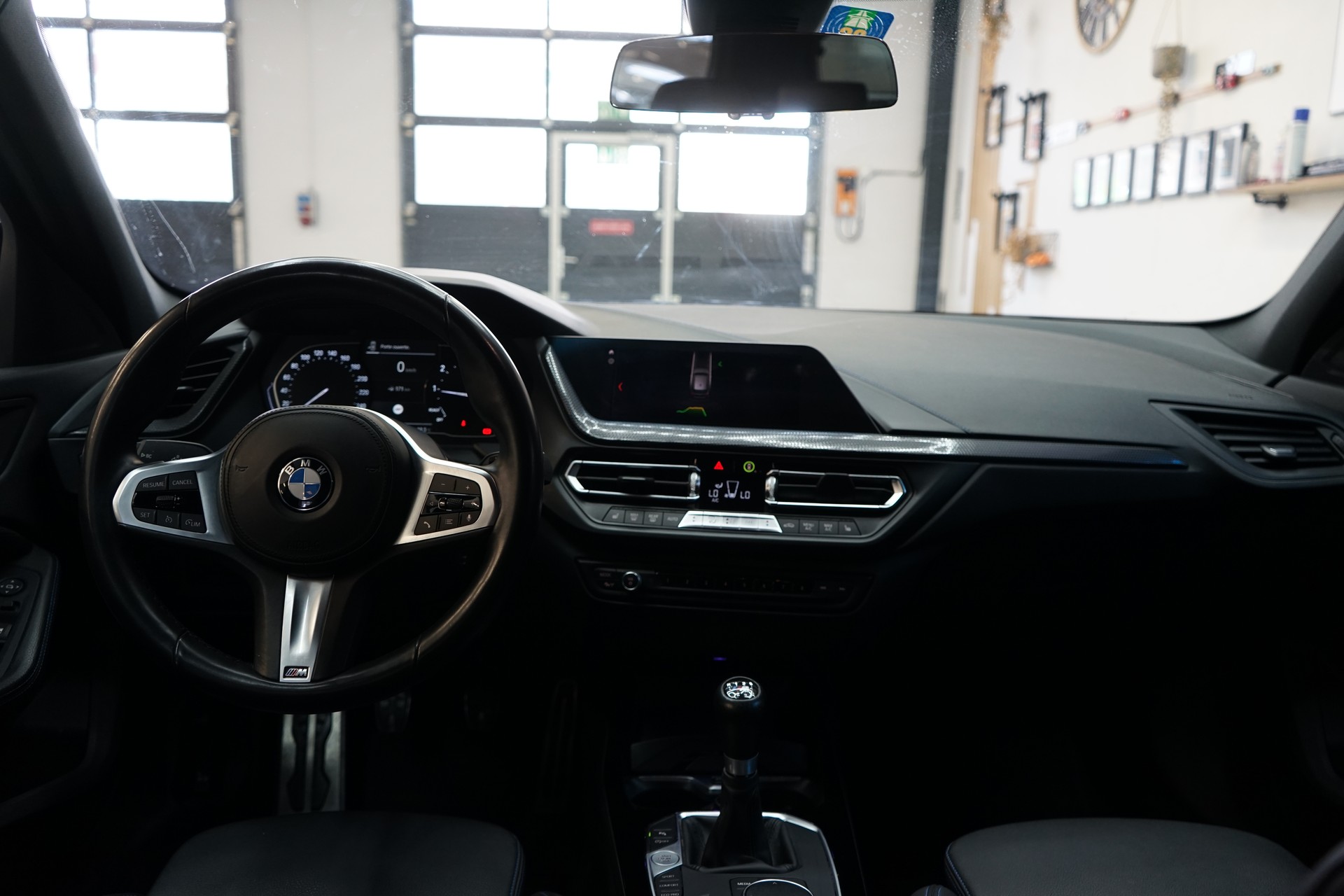 BMW 118i M Sport-image-6