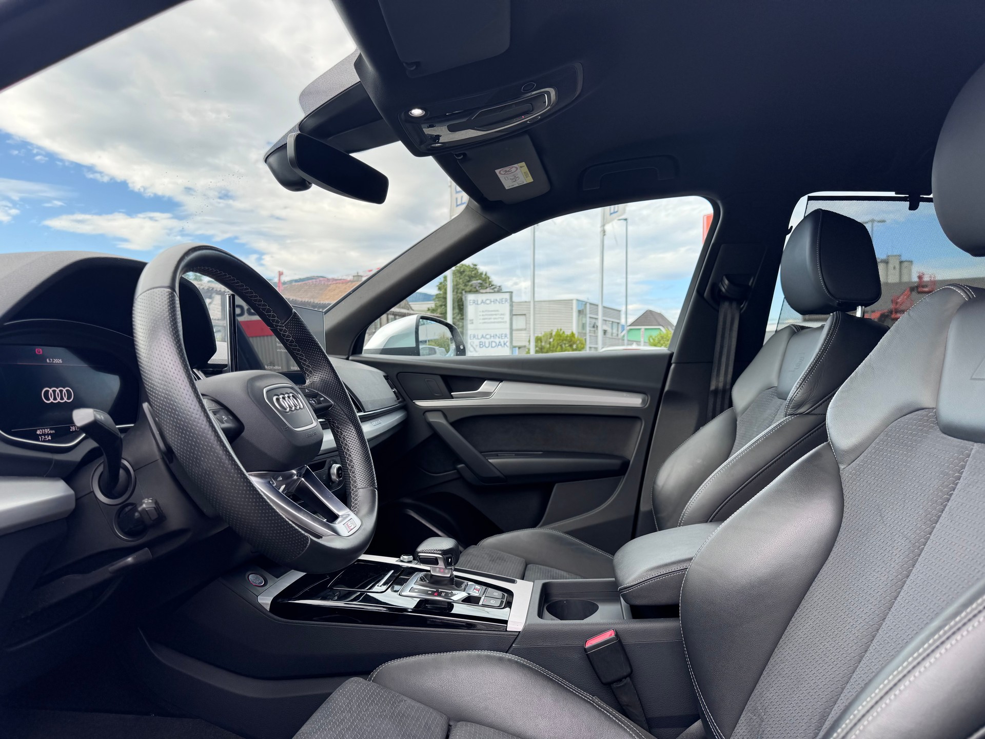 AUDI SQ5 TDI quattro tiptronic-image-11
