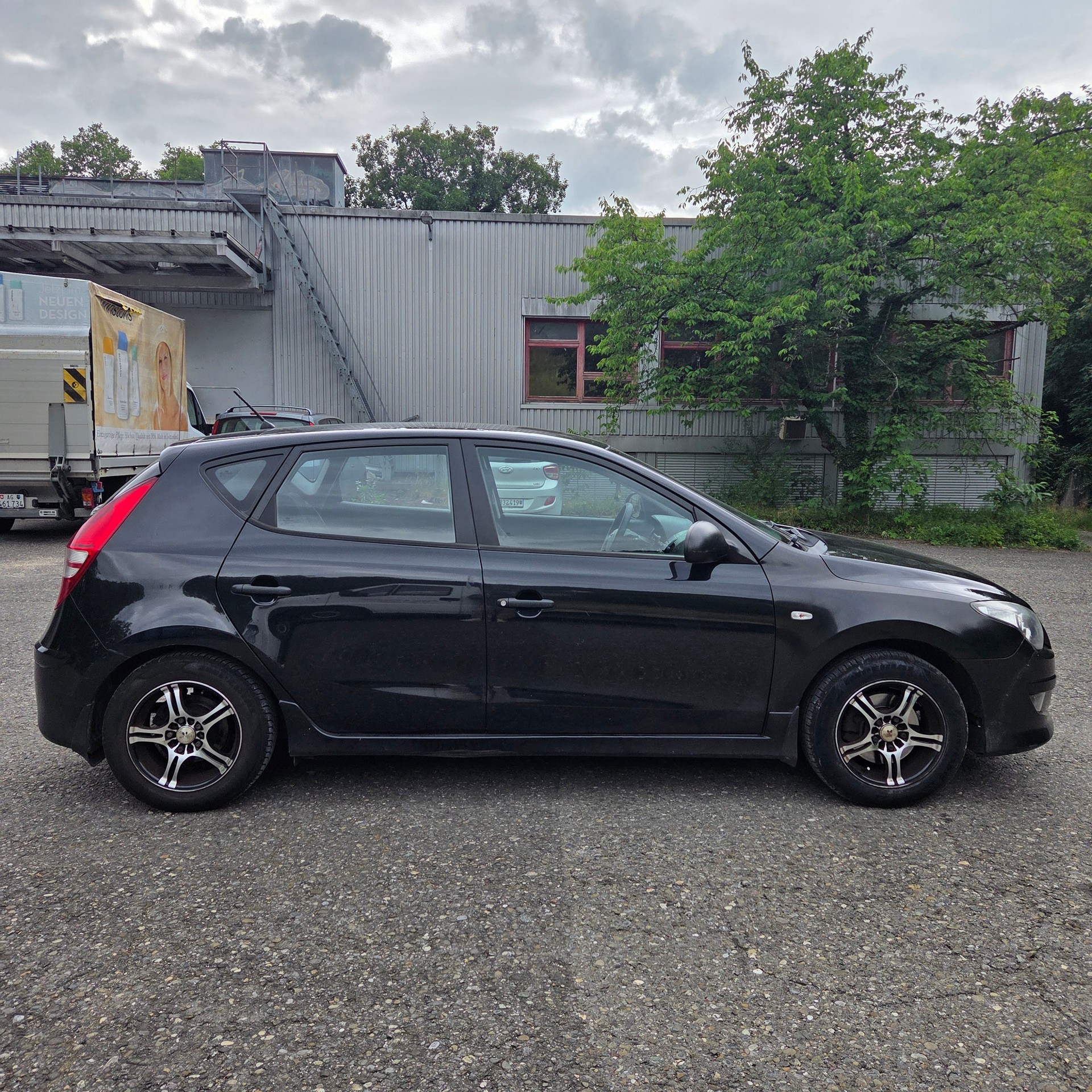 HYUNDAI i30 1.4 Comfort-image-4