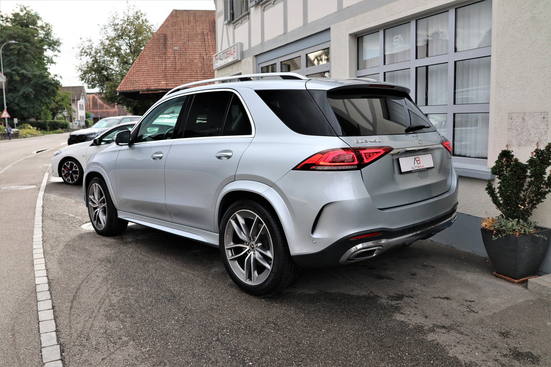 MERCEDES-BENZ GLE 450 4Matic AMG Line 9G-Tronic (CH)-image-6