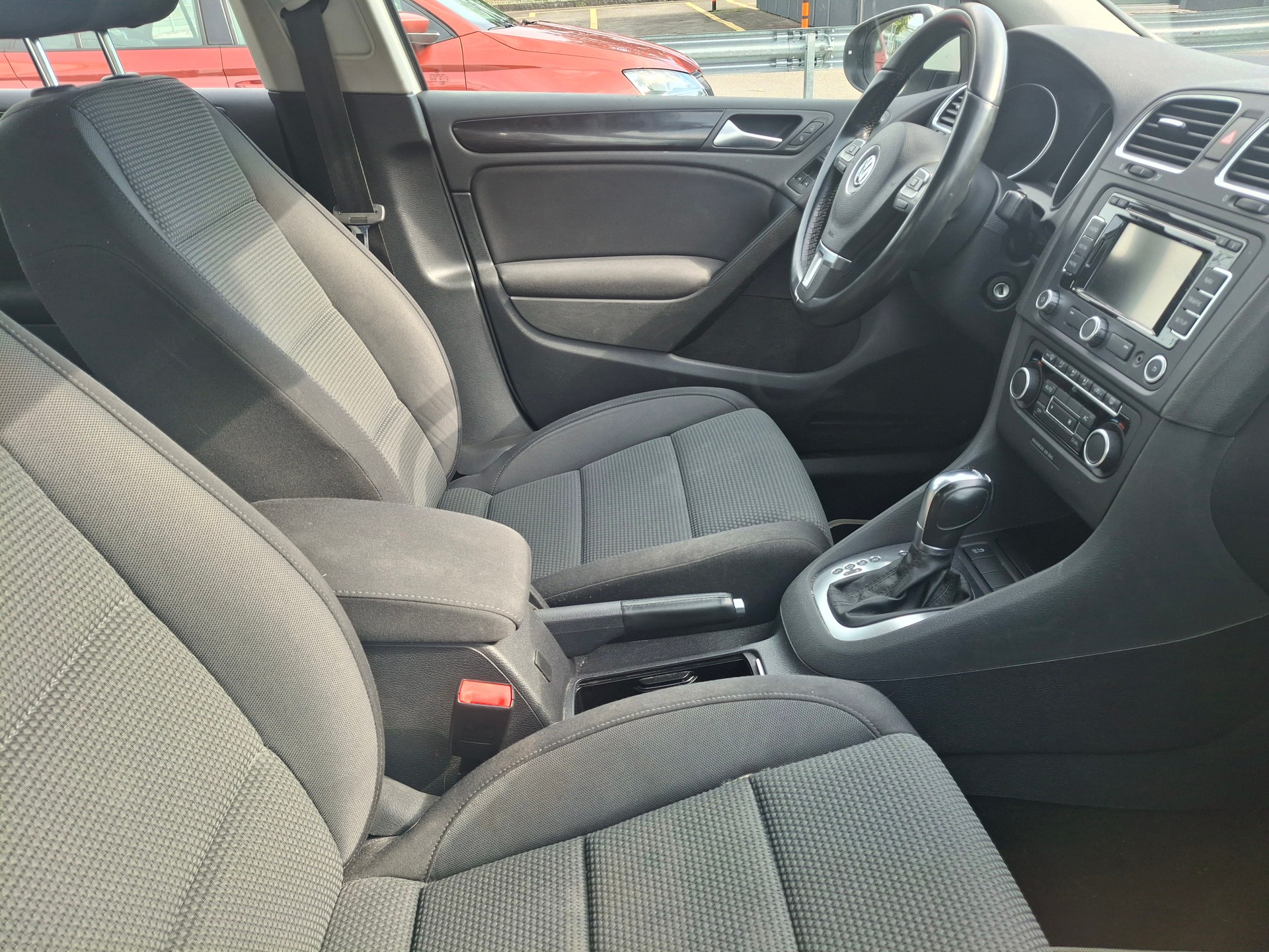 VW Golf 1.4 TSI Comfortline DSG-image-14