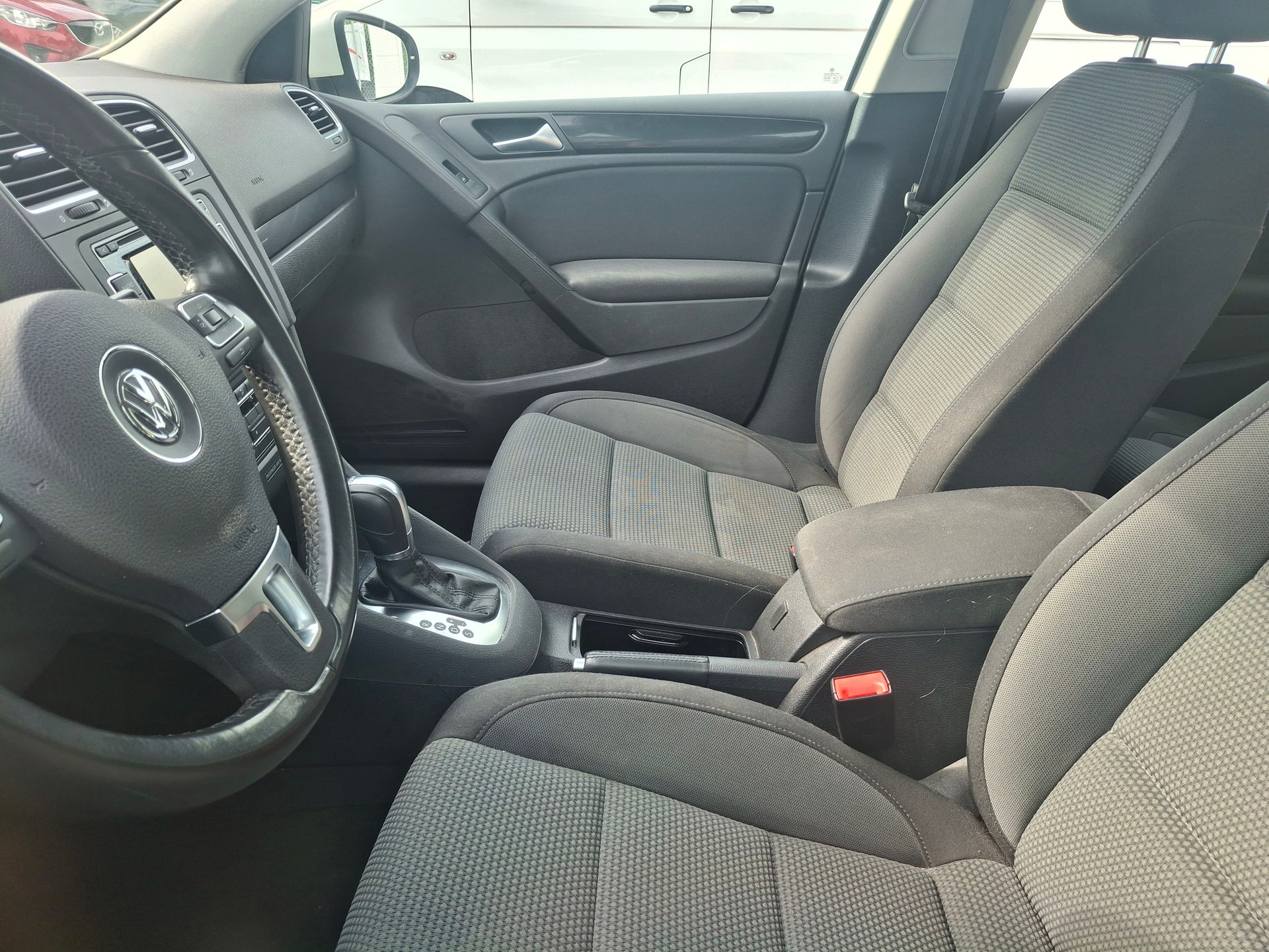 VW Golf 1.4 TSI Comfortline DSG-image-13