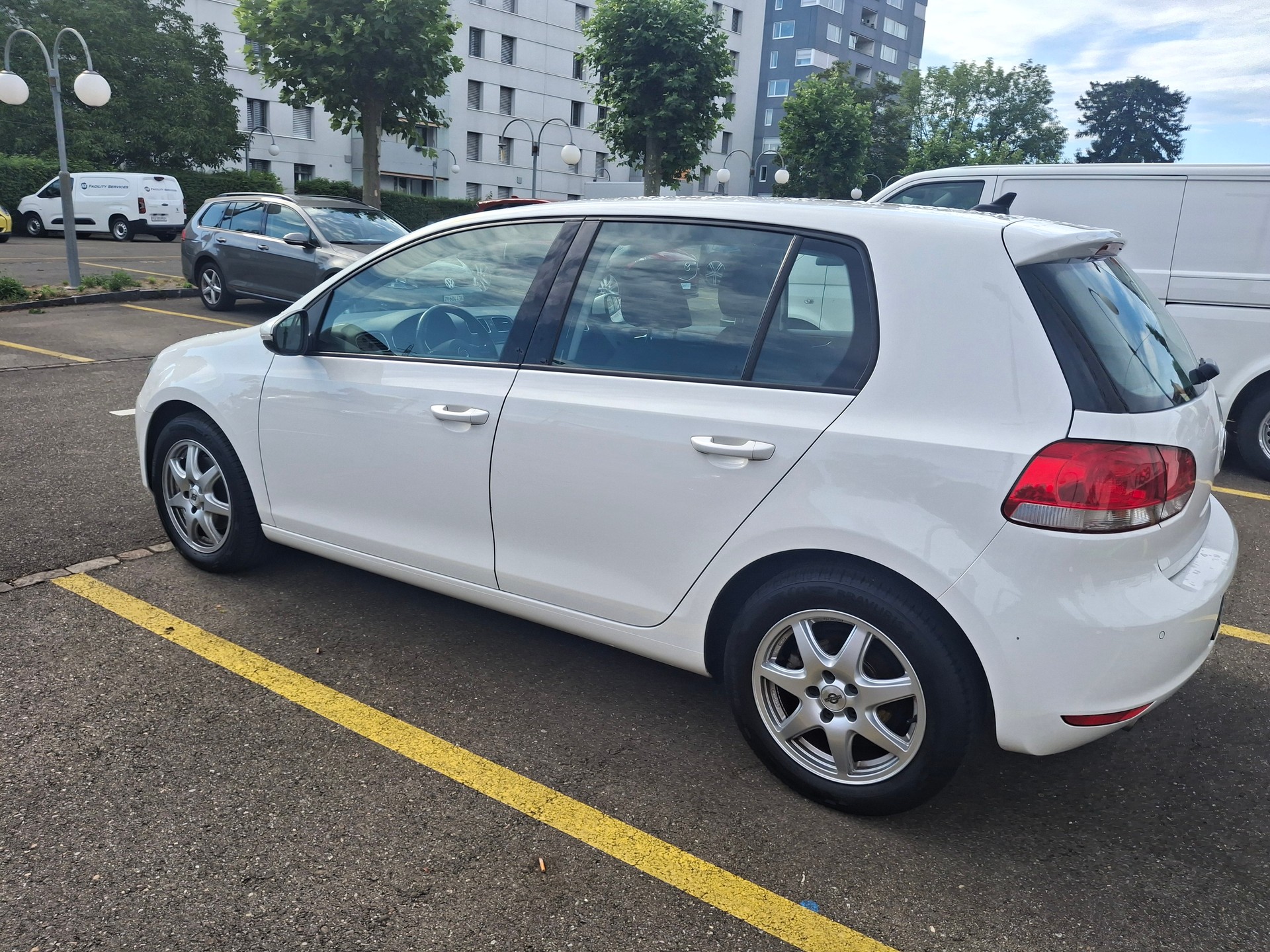 VW Golf 1.4 TSI Comfortline DSG-image-4