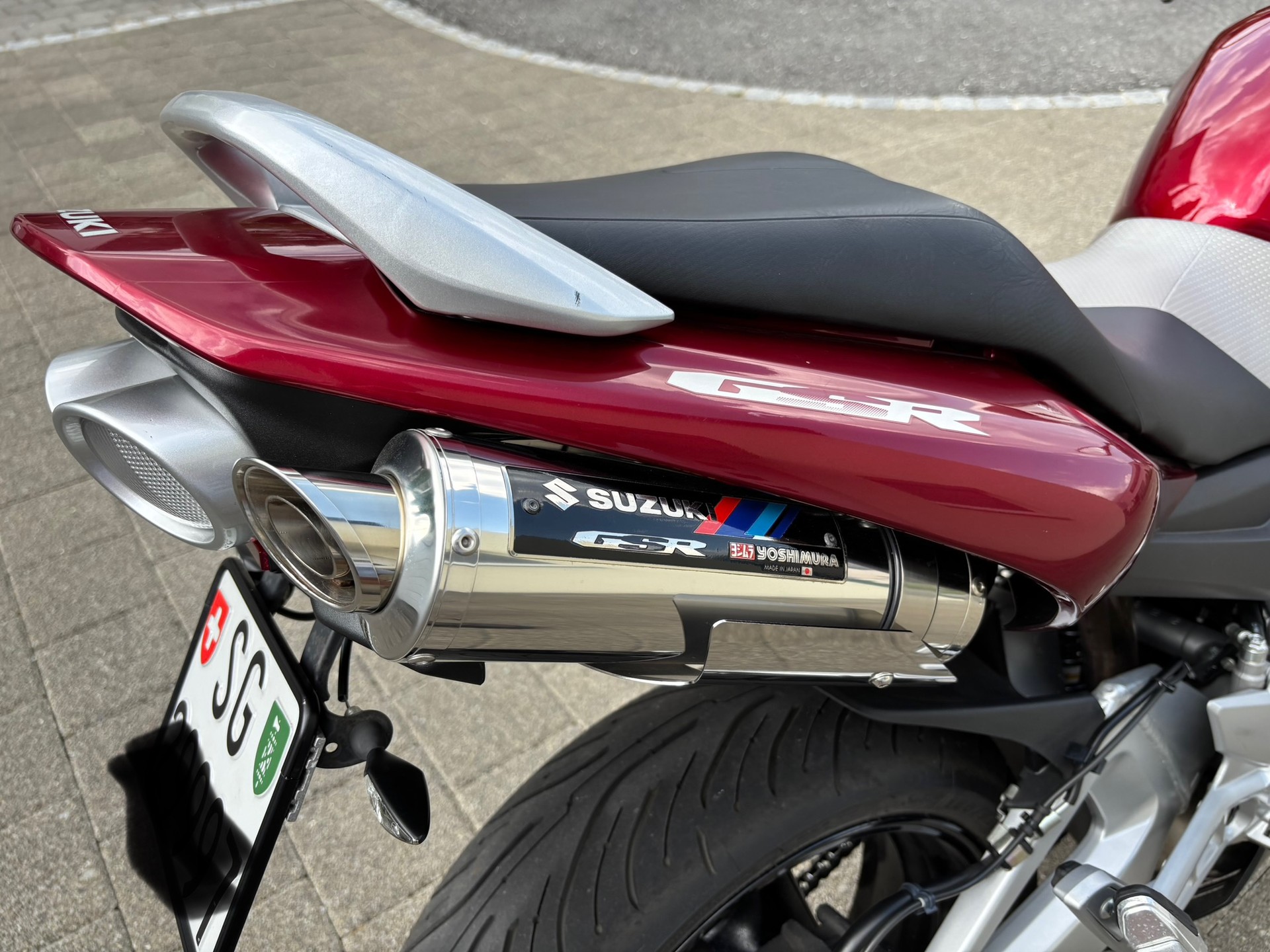 SUZUKI GSR 600 ABS K7-image-3