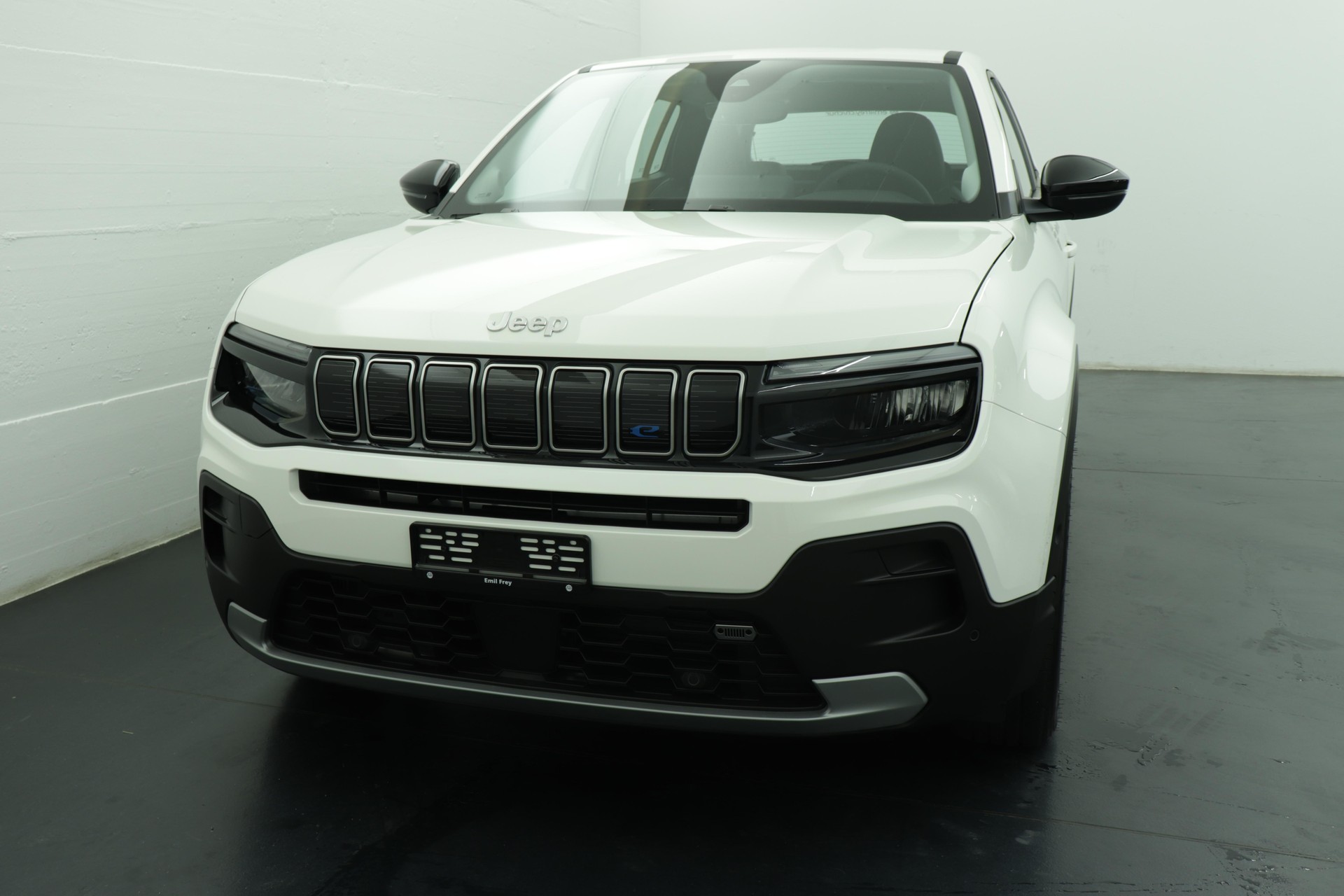 JEEP Avenger Altitude-showroom-element-1