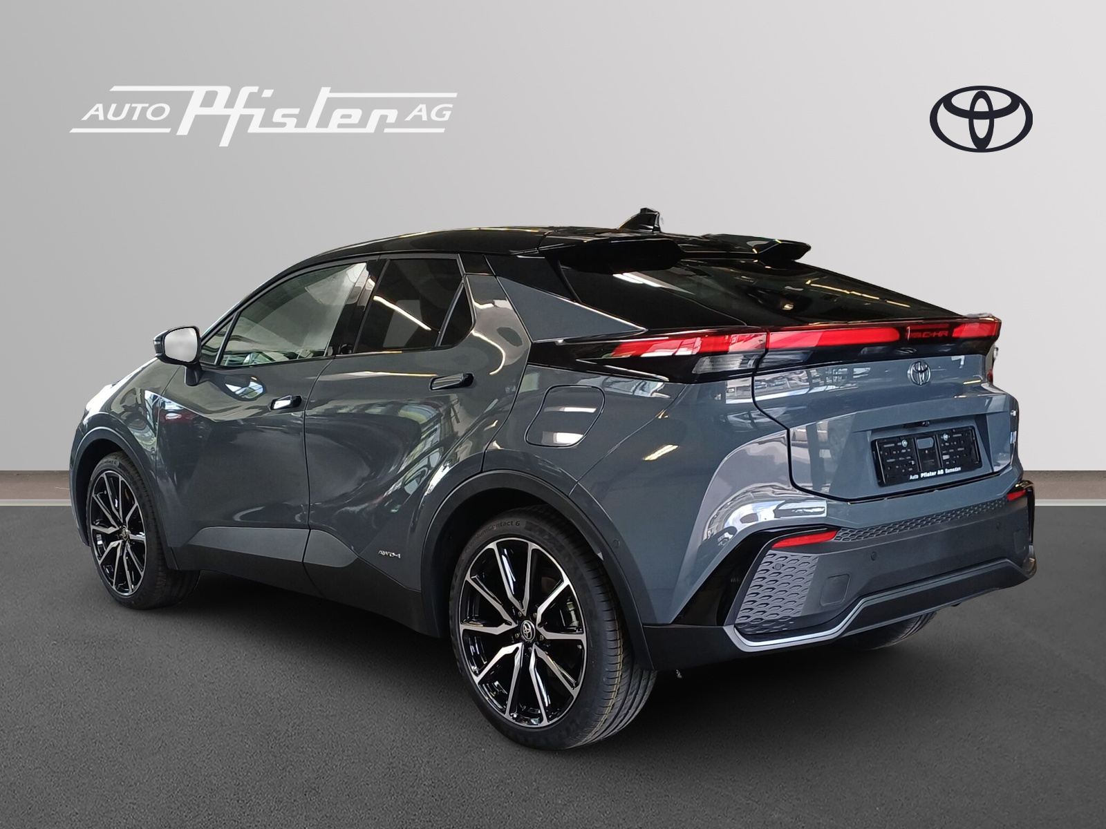 TOYOTA C-HR 2.0 HEV GR Sport 4x4-image-3