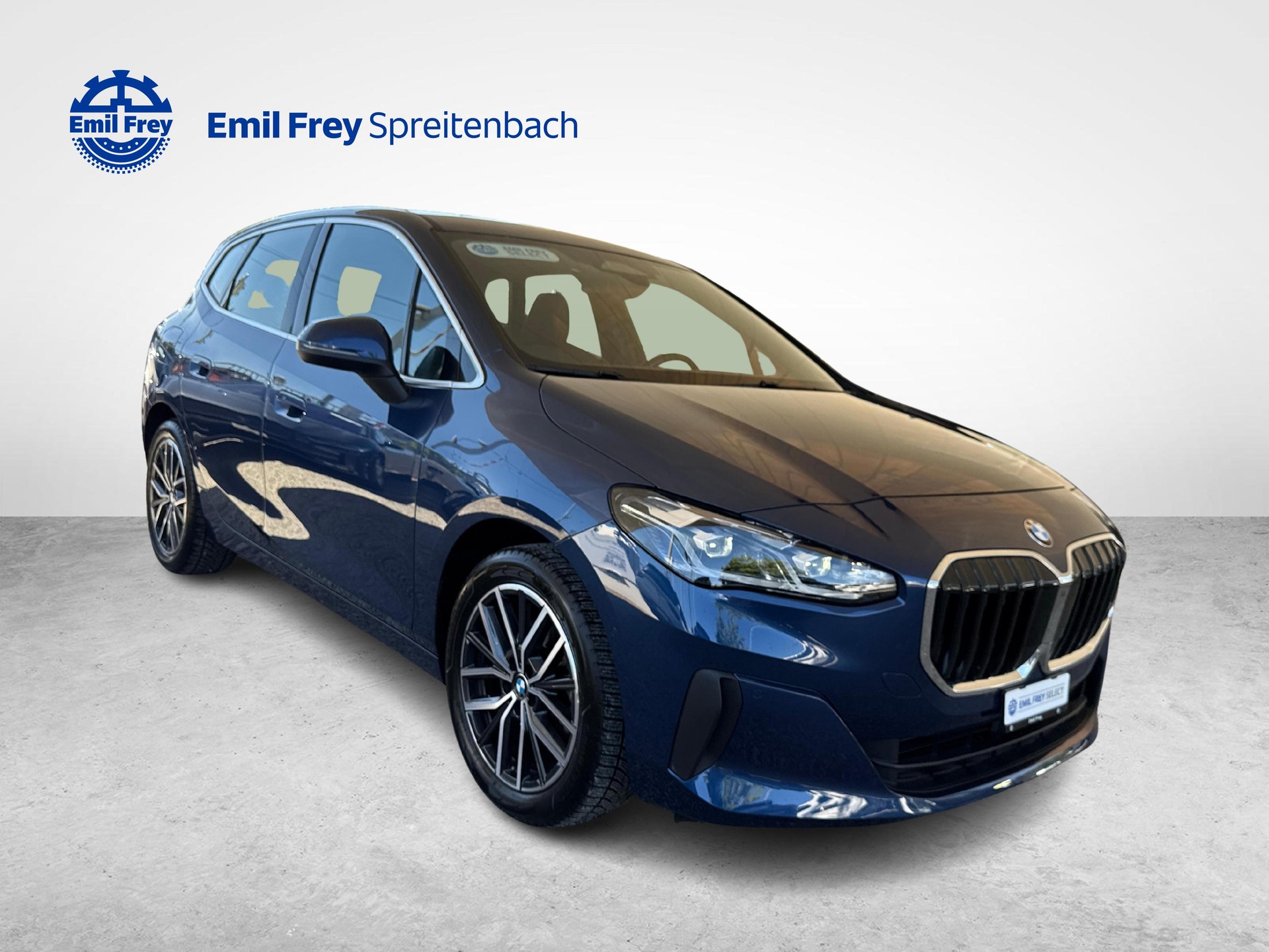 BMW 218i Active Tourer-image-6