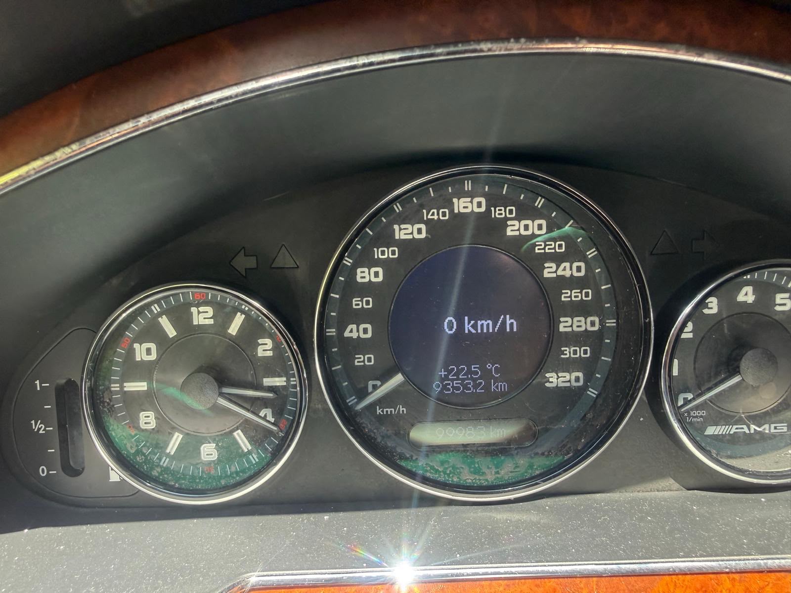MERCEDES-BENZ CLS 63 AMG 7G-Tronic-image-9