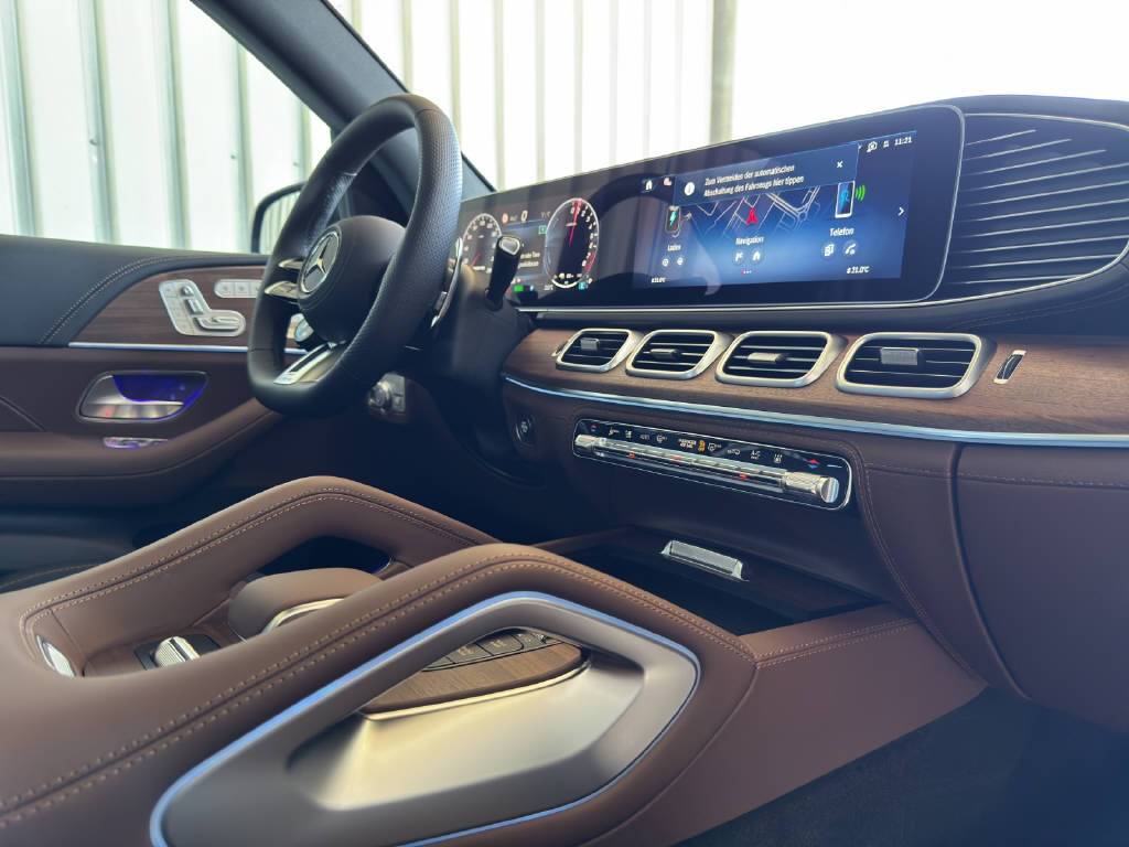 MERCEDES-BENZ GLE 53 Hybrid AMG 4Matic+ EQ Star-image-10