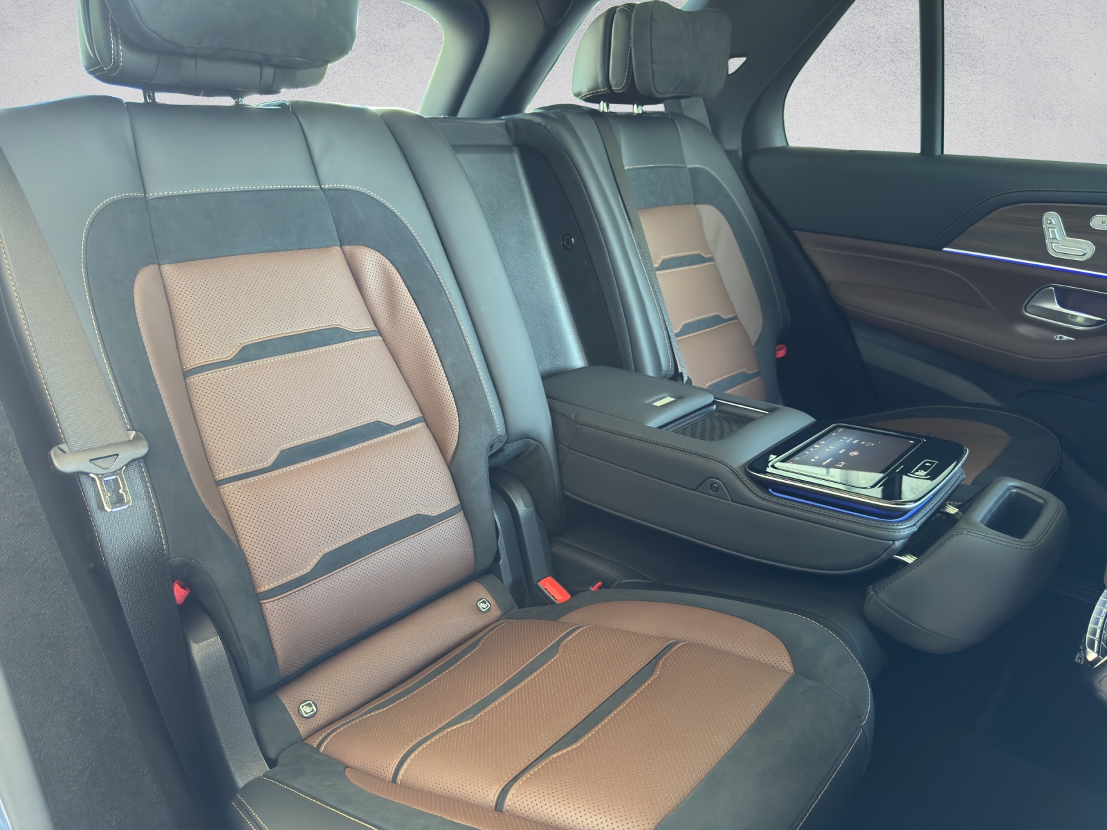 MERCEDES-BENZ GLE 53 Hybrid AMG 4Matic+ EQ Star-image-13