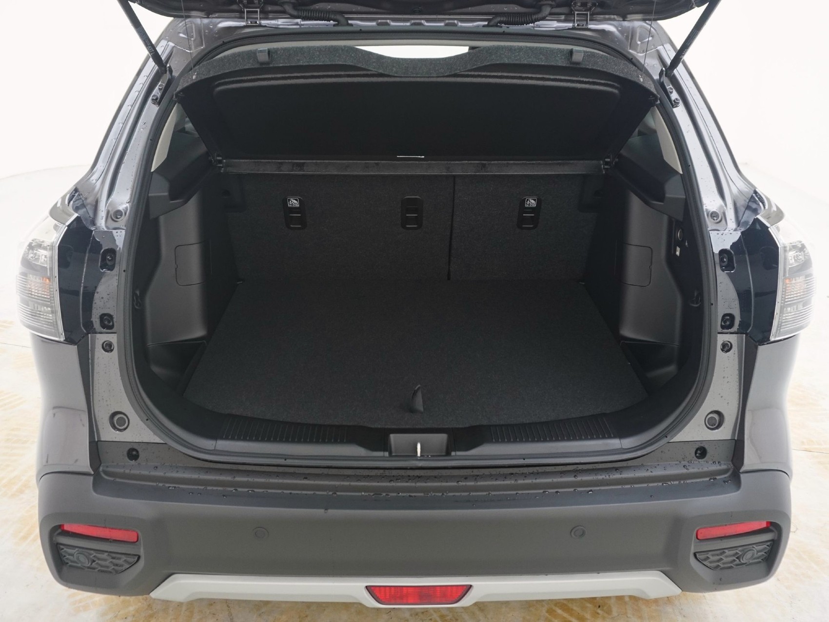 SUZUKI S-Cross 1.4 T Compact+ Hybrid 4x4-image-18