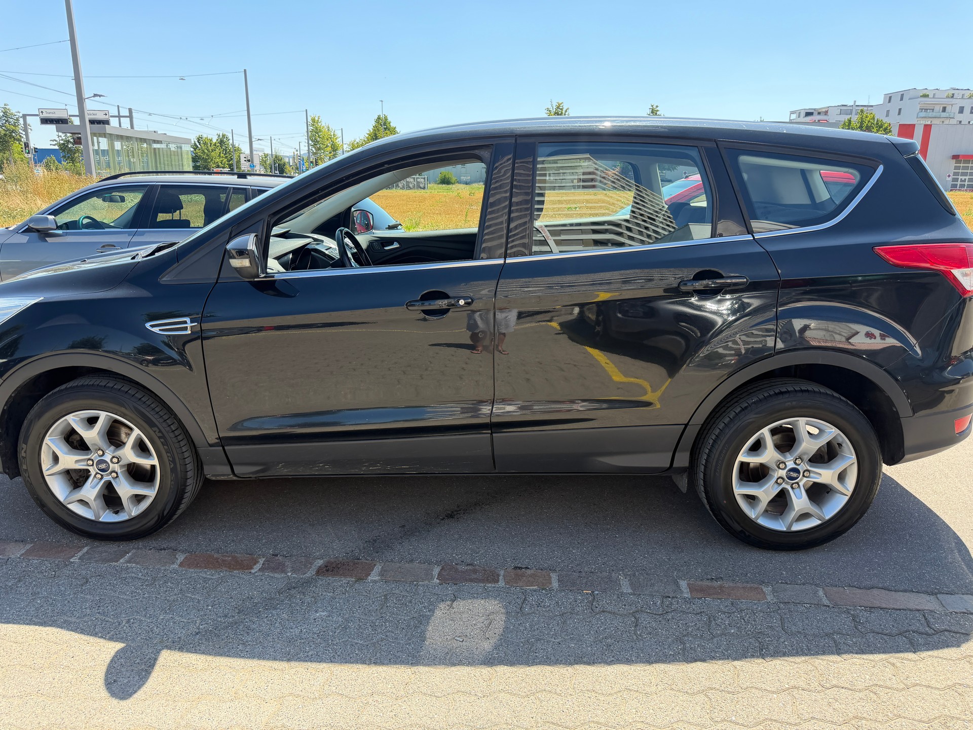 FORD Kuga 2.0 TDCi Carving 4WD PowerShift-image-3