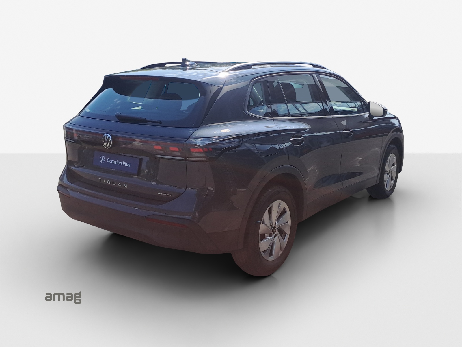 VW Tiguan 2.0 TSI DSG Life 4Motion-image-4