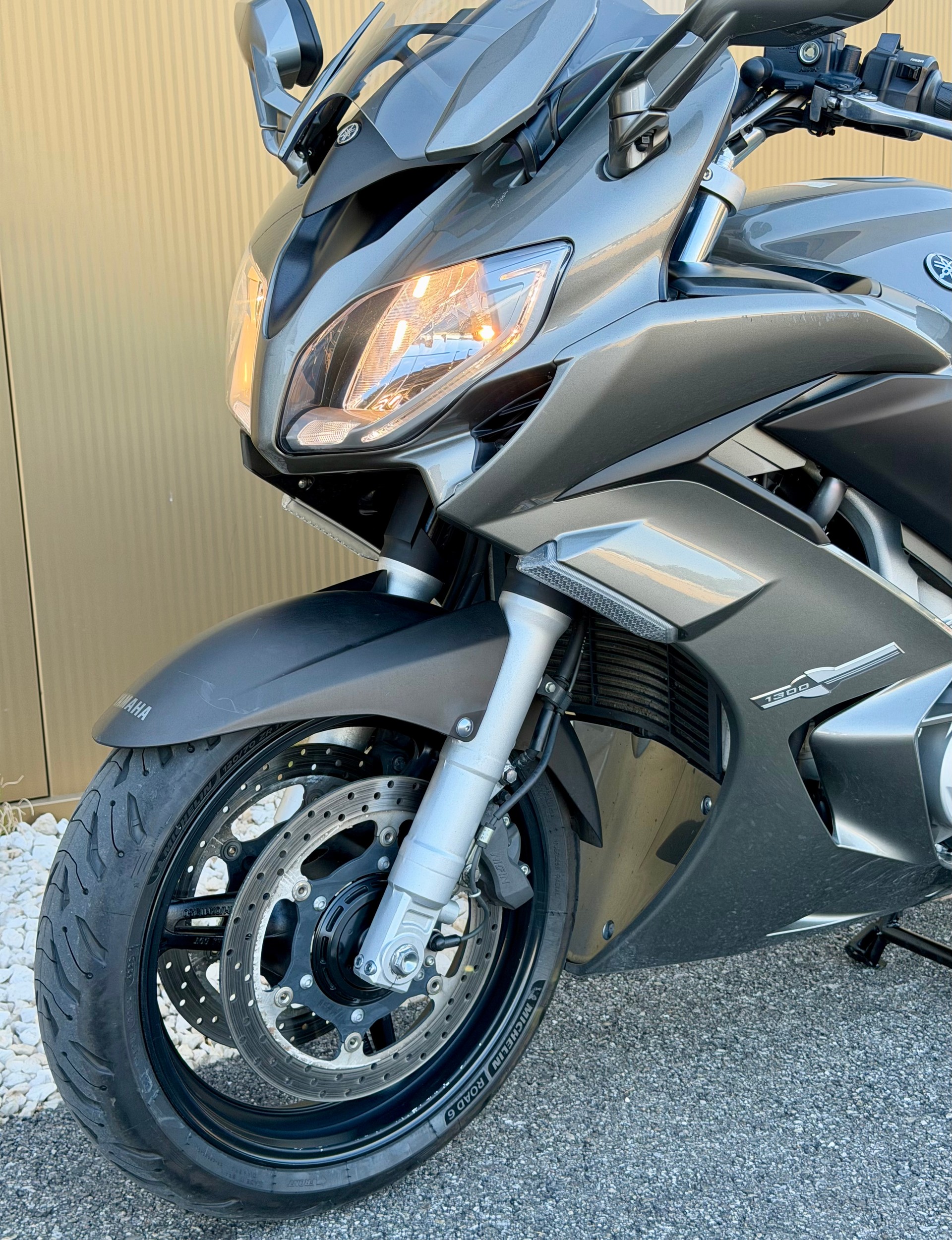 YAMAHA FJR 1300 ABS-image-8