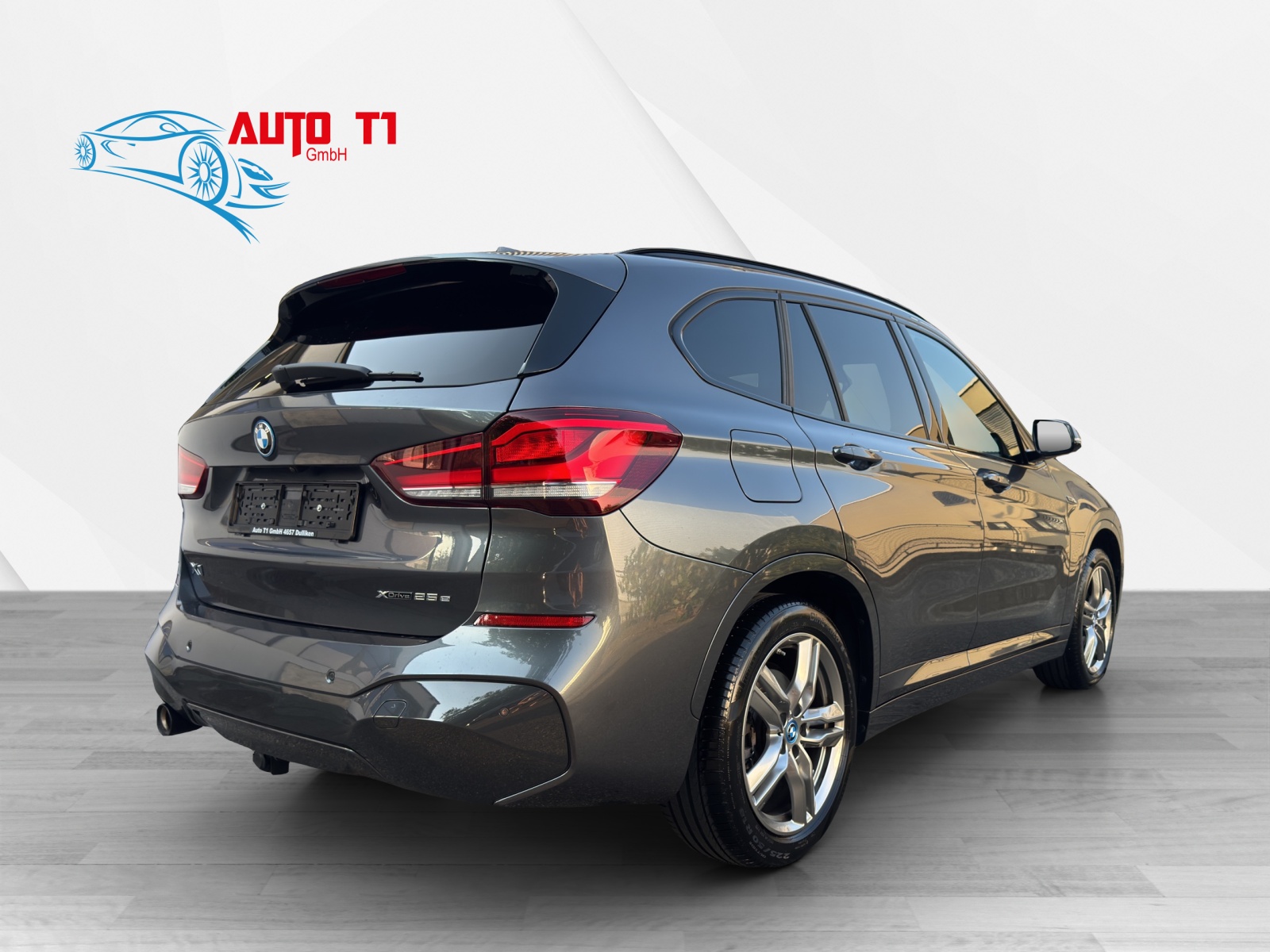 BMW X1 xDrive 25e M Sport Steptronic-image-5