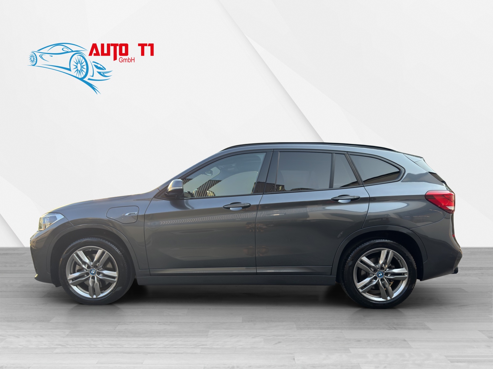BMW X1 xDrive 25e M Sport Steptronic-image-2