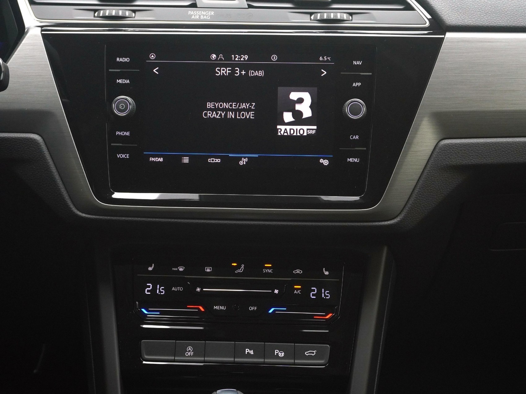 VW Touran 1.5 TSI R-Line DSG-image-21